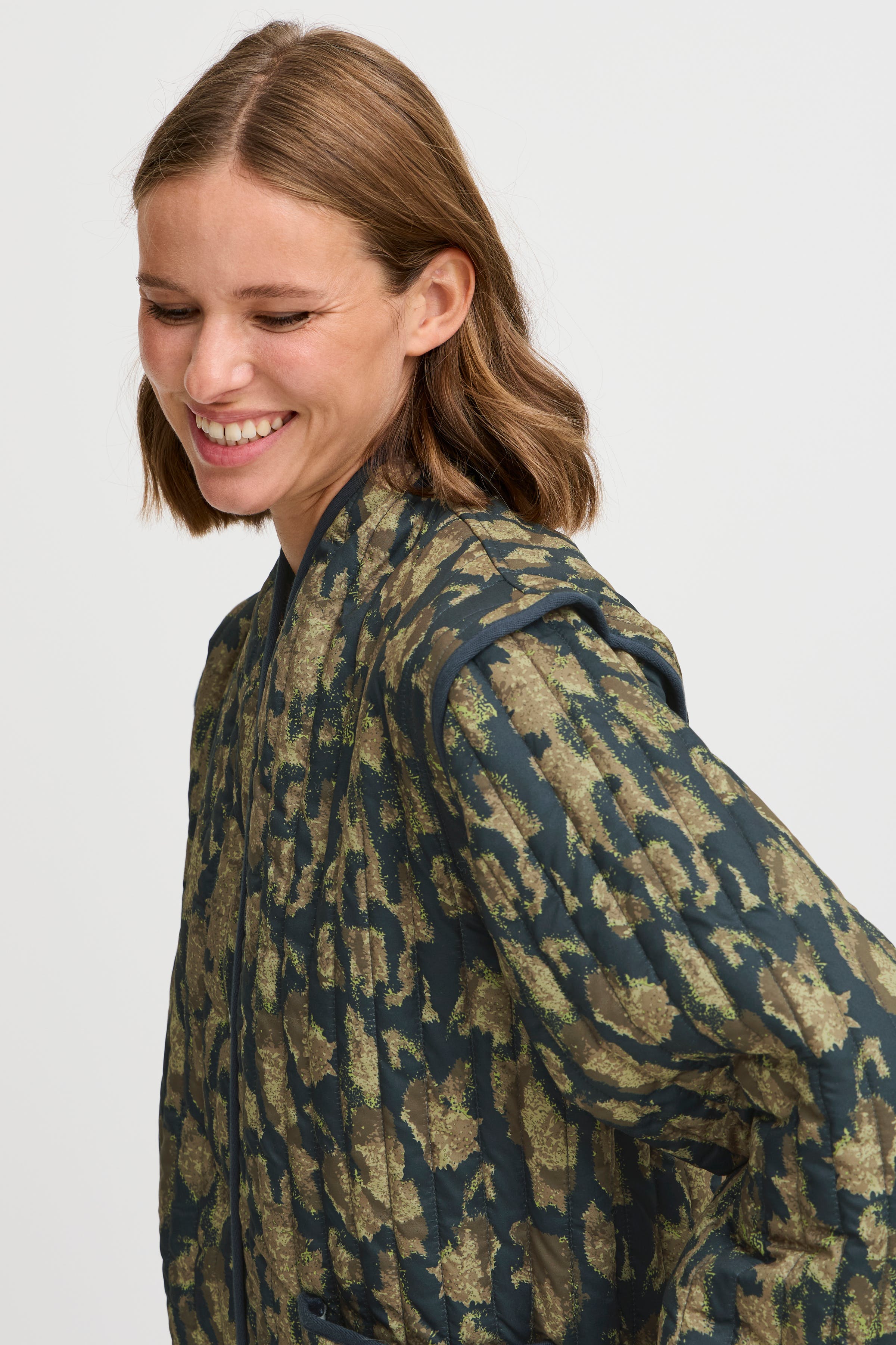 BYDAIMA Oberbekleidung LOOKBOOK DETAIL 20815491-203690