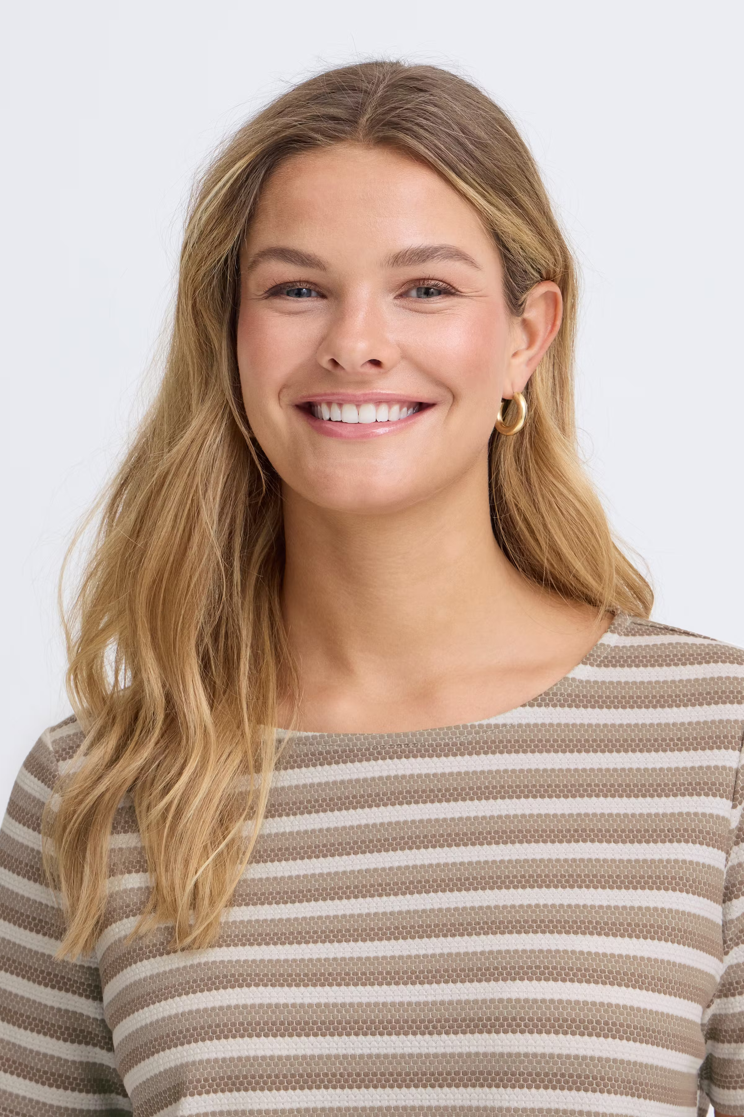 FRJOSIE T-shirt LOOKBOOK DETAIL 20615550-900010593