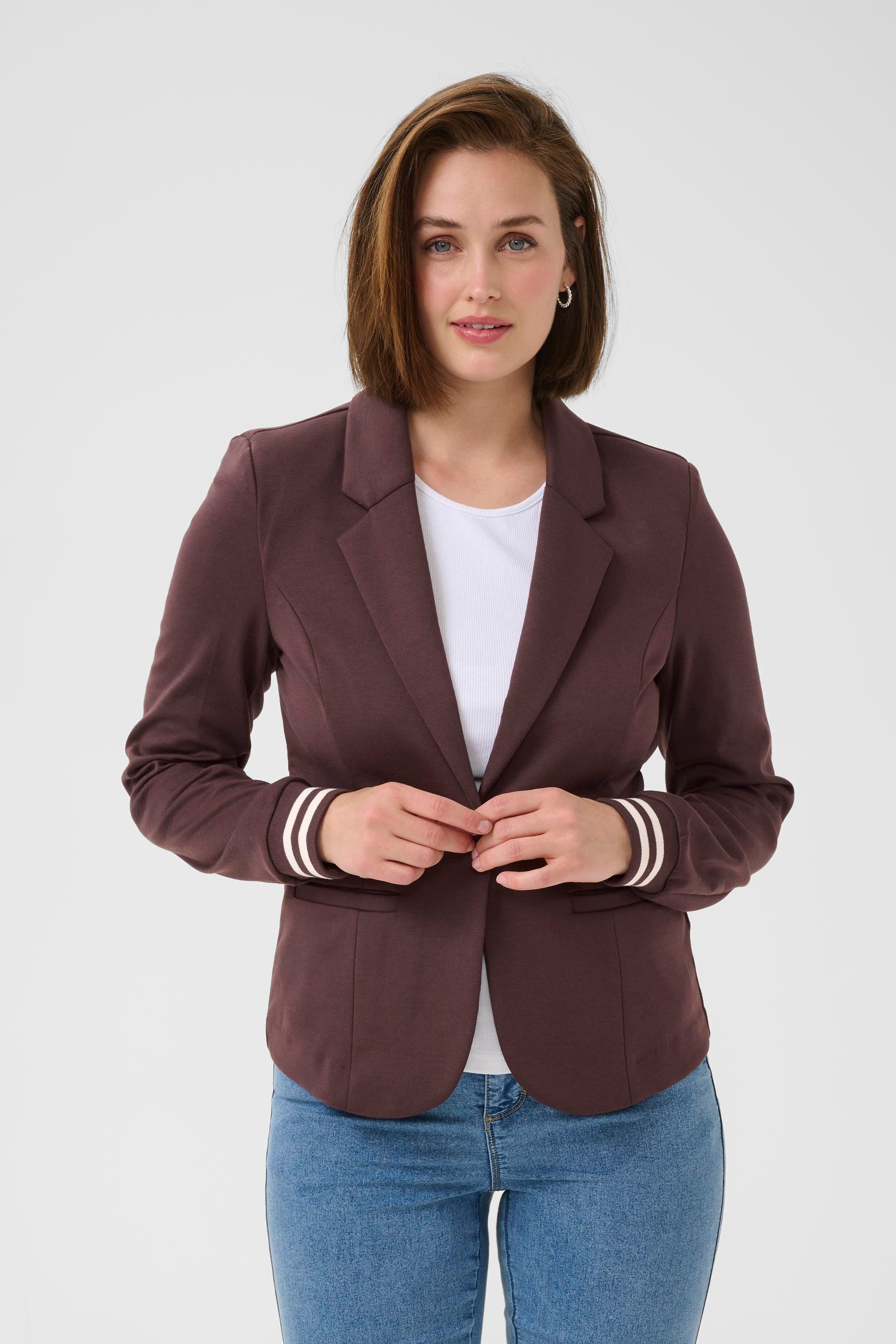 KAKinnie Blazer LOOKBOOK FRONT 10550800-108001