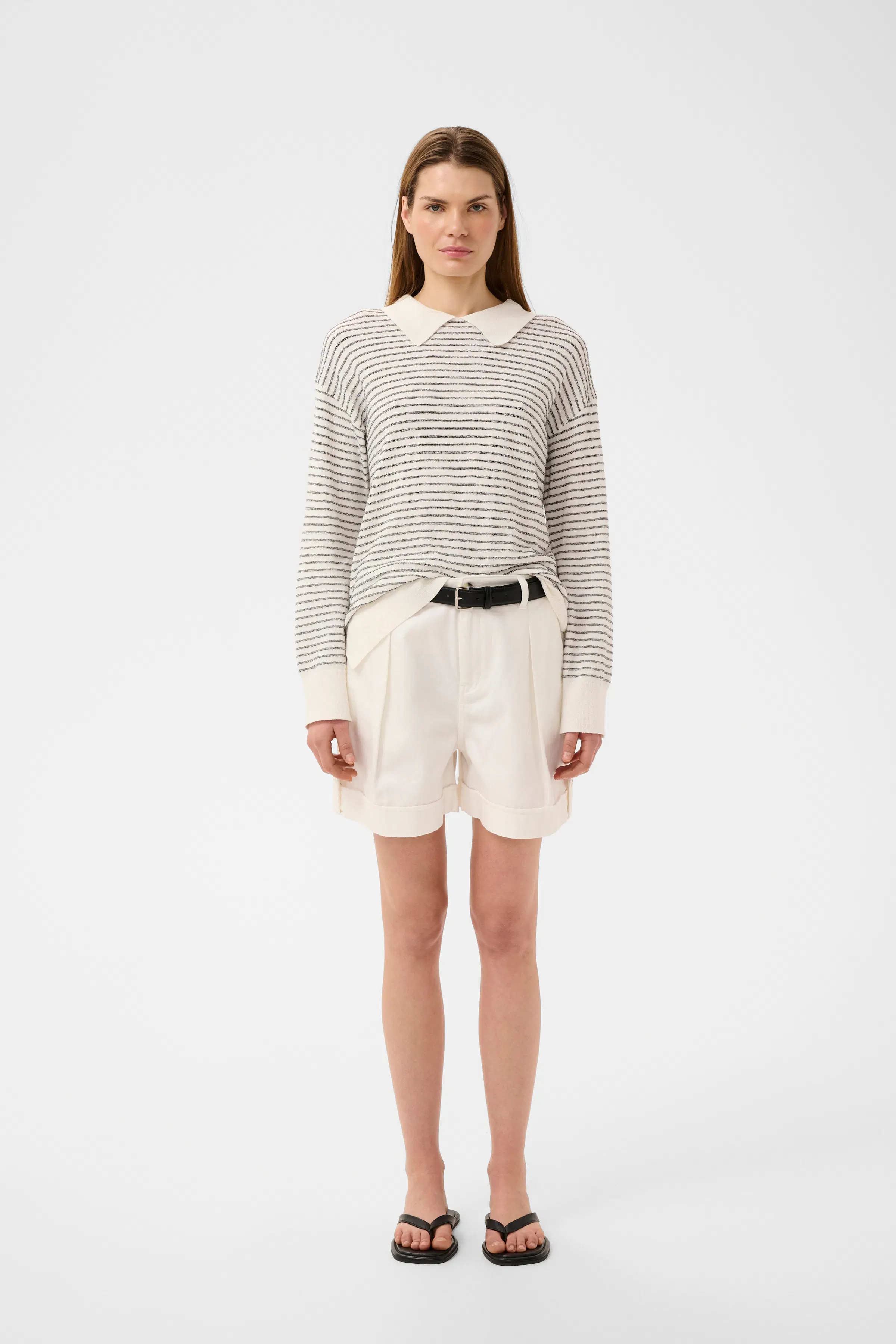 ELLYIW DENIM Shorts LOOKBOOK FRONT 30112552-300001