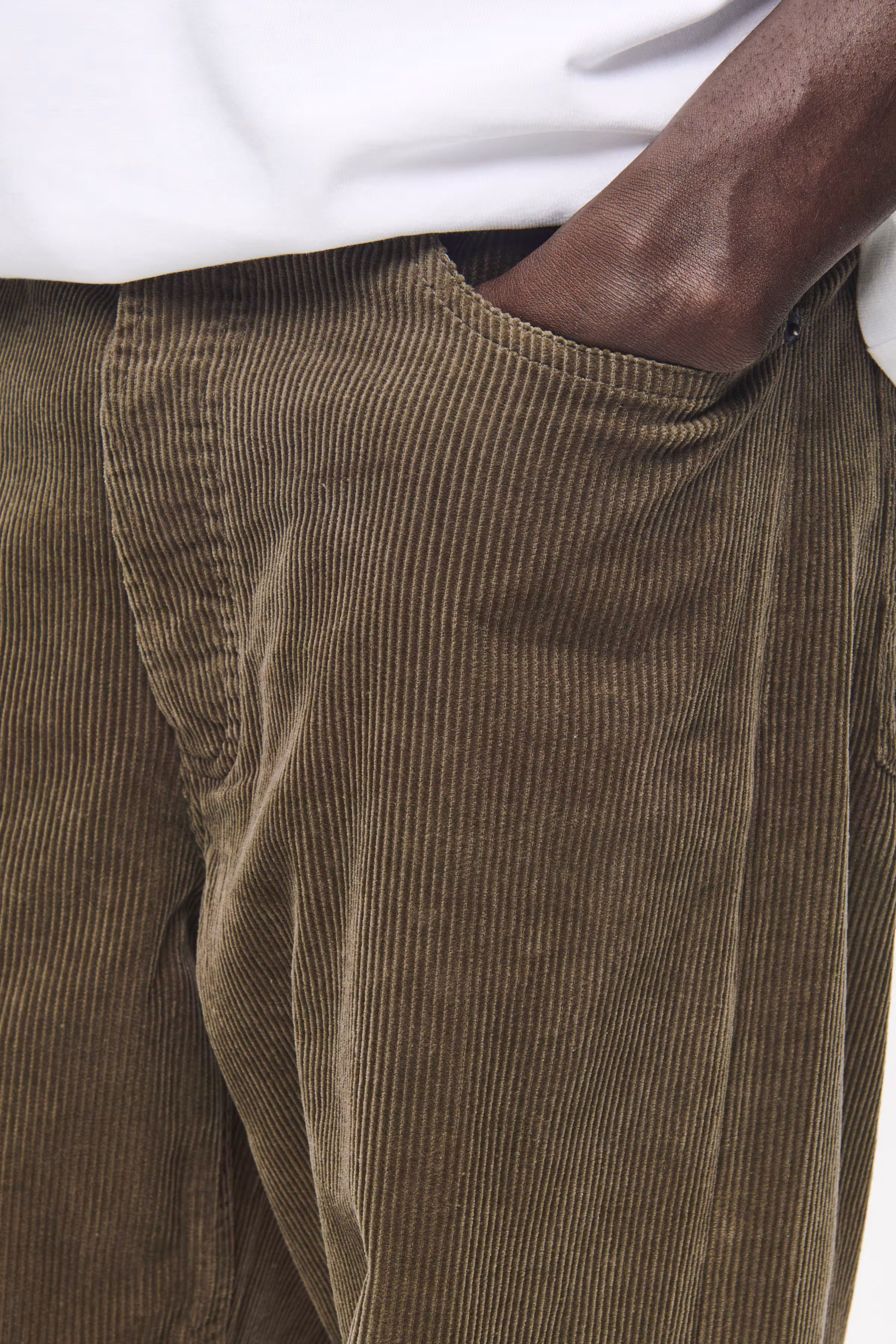 WWType Hose LOOKBOOK DETAIL 30252351-190823
