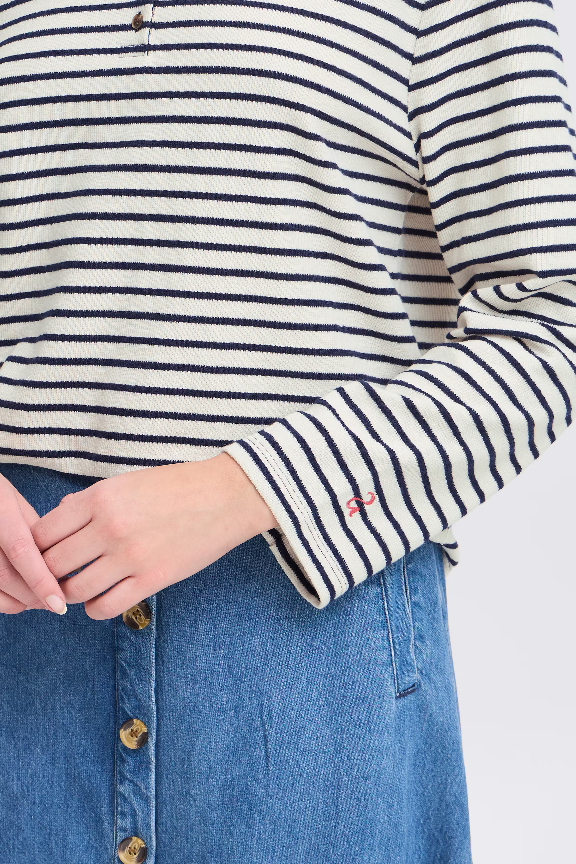 Langærmet T-shirt LOOKBOOK DETAIL 20121946-130905