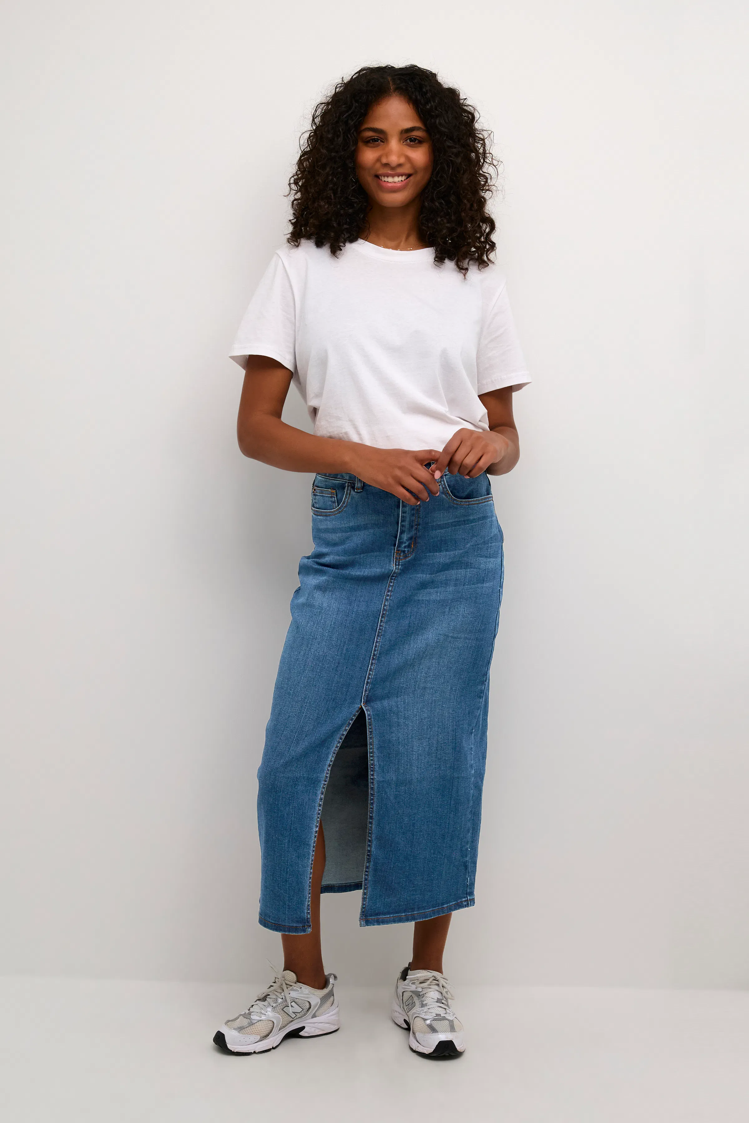 KAsinem Denimskjørt LOOKBOOK FRONT 10508064-102272