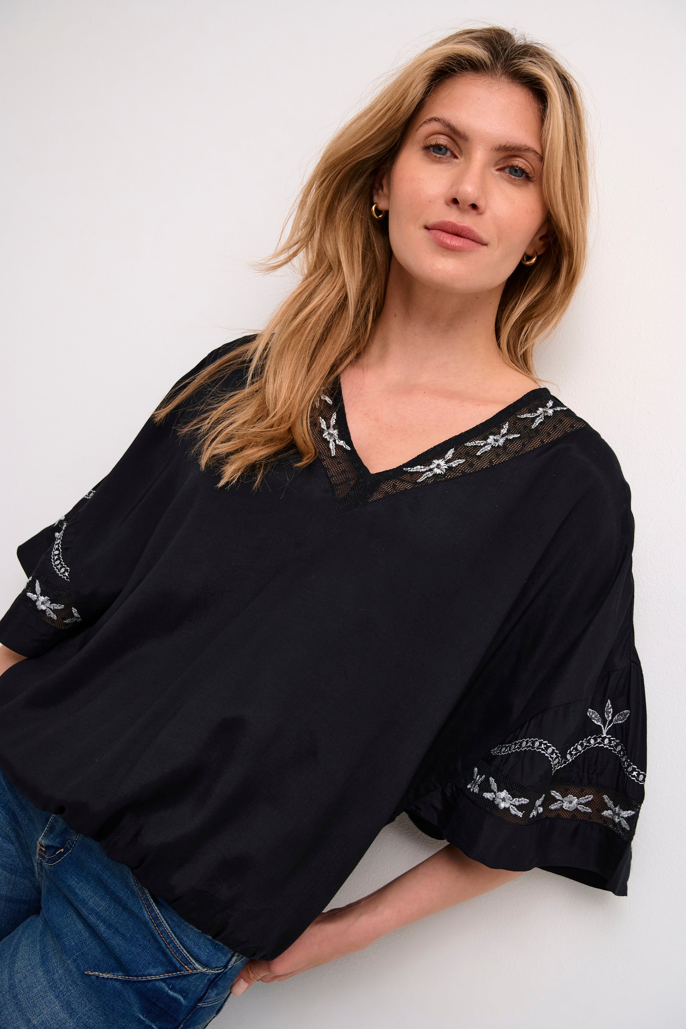 CRMerry Bluse LOOKBOOK DETAIL 10613009-100120