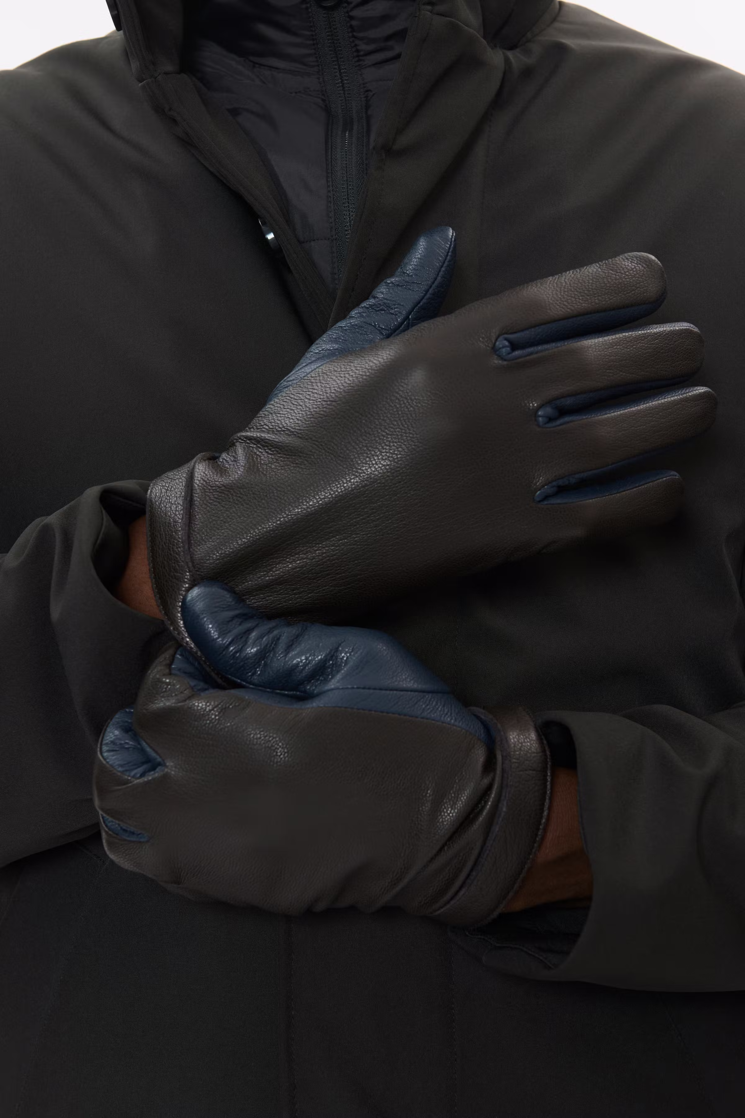 MAkirby Leather Gloves LOOKBOOK DETAIL 30208717-191103