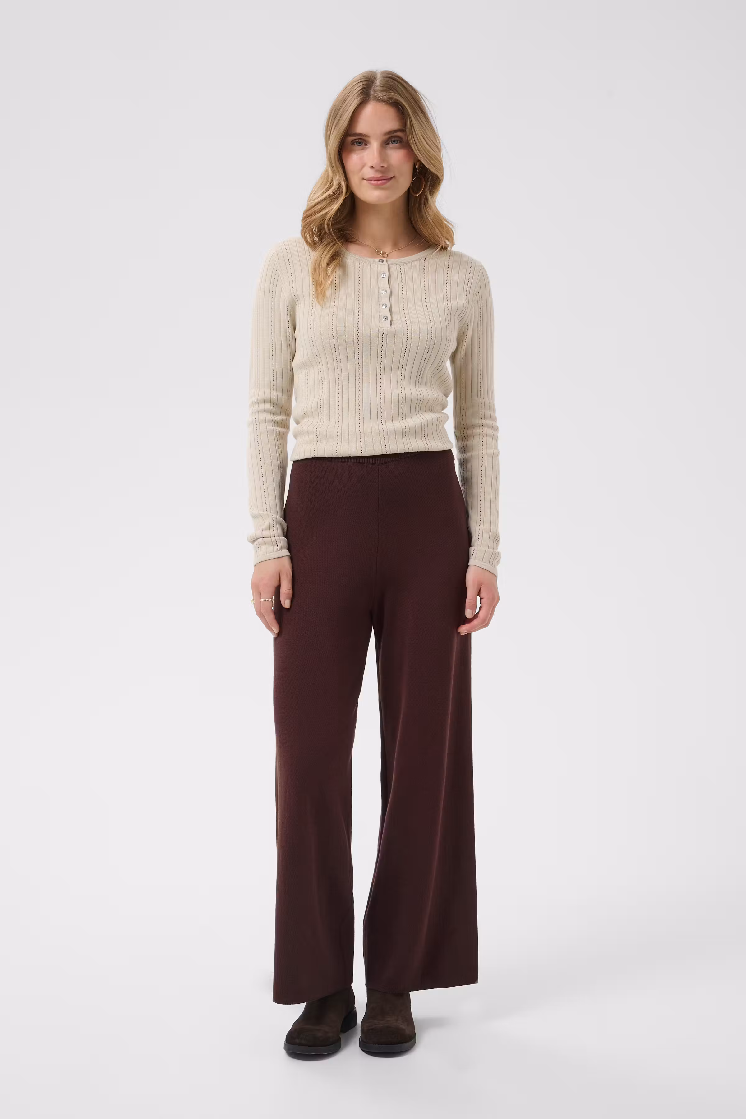 CRDela Trousers LOOKBOOK FRONT 10615501-191016