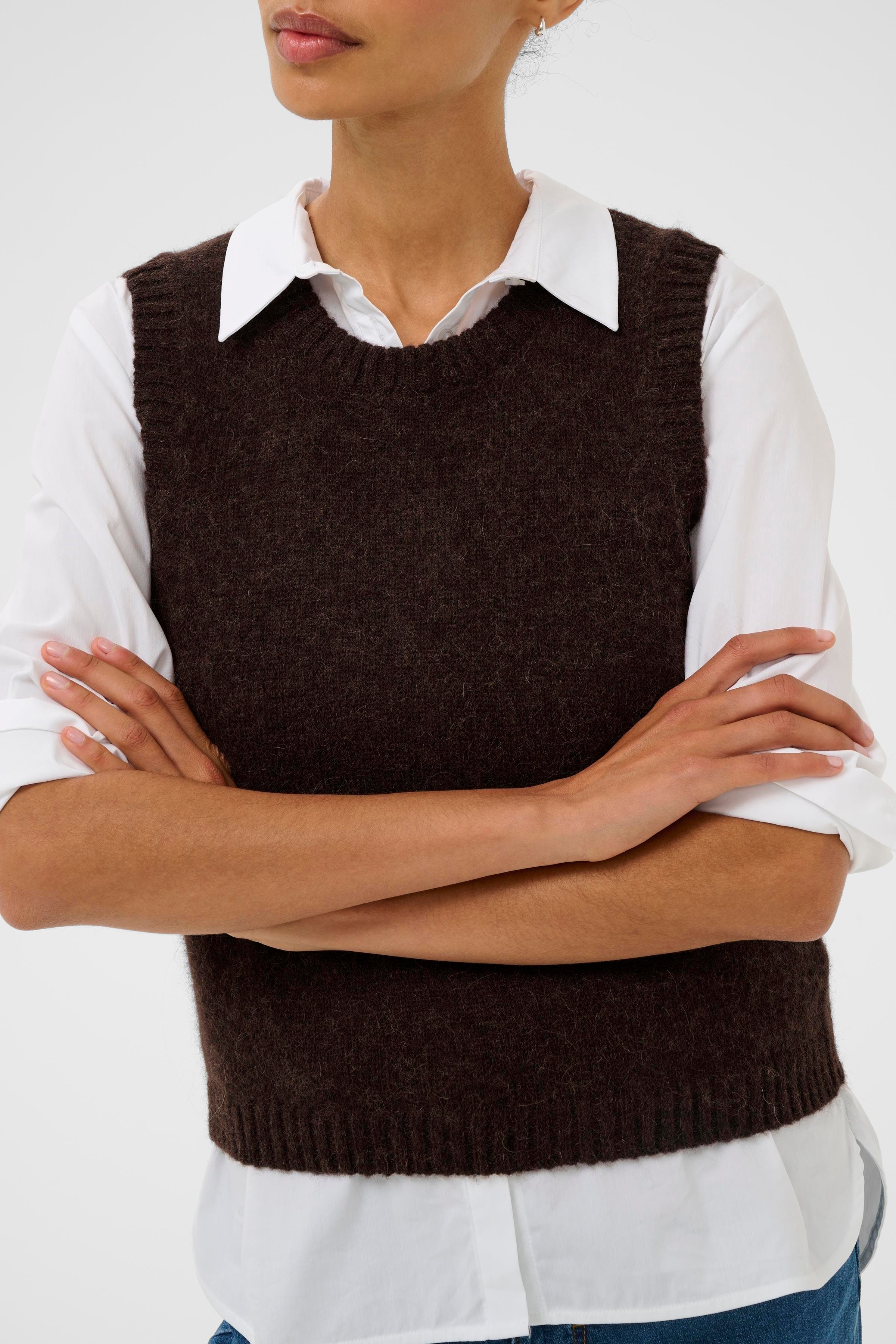 KatalinaPW Knitted waistcoat LOOKBOOK DETAIL 30306346-191106