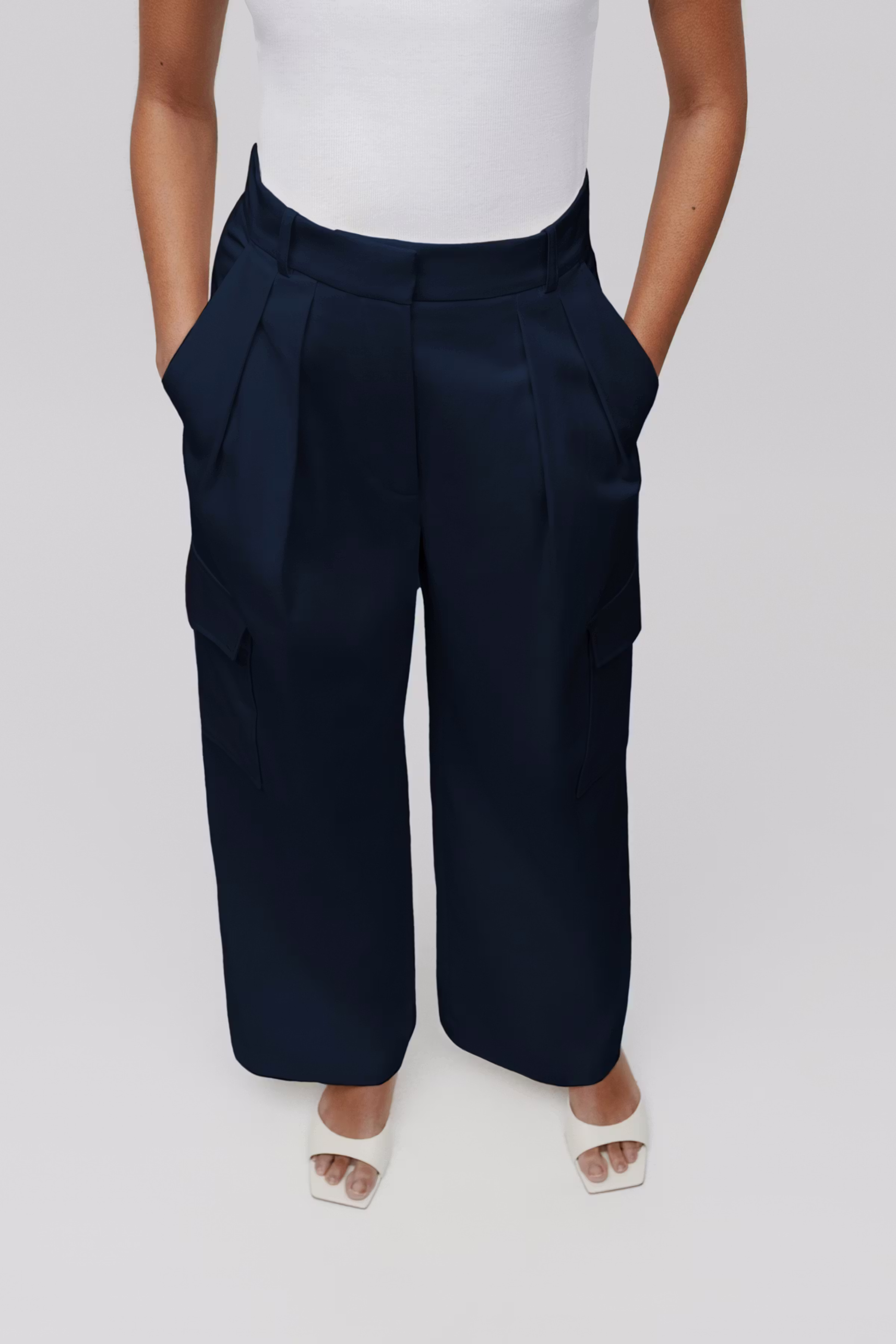 PRESTIGE Hose LOOKBOOK FRONT 30600518-BL900