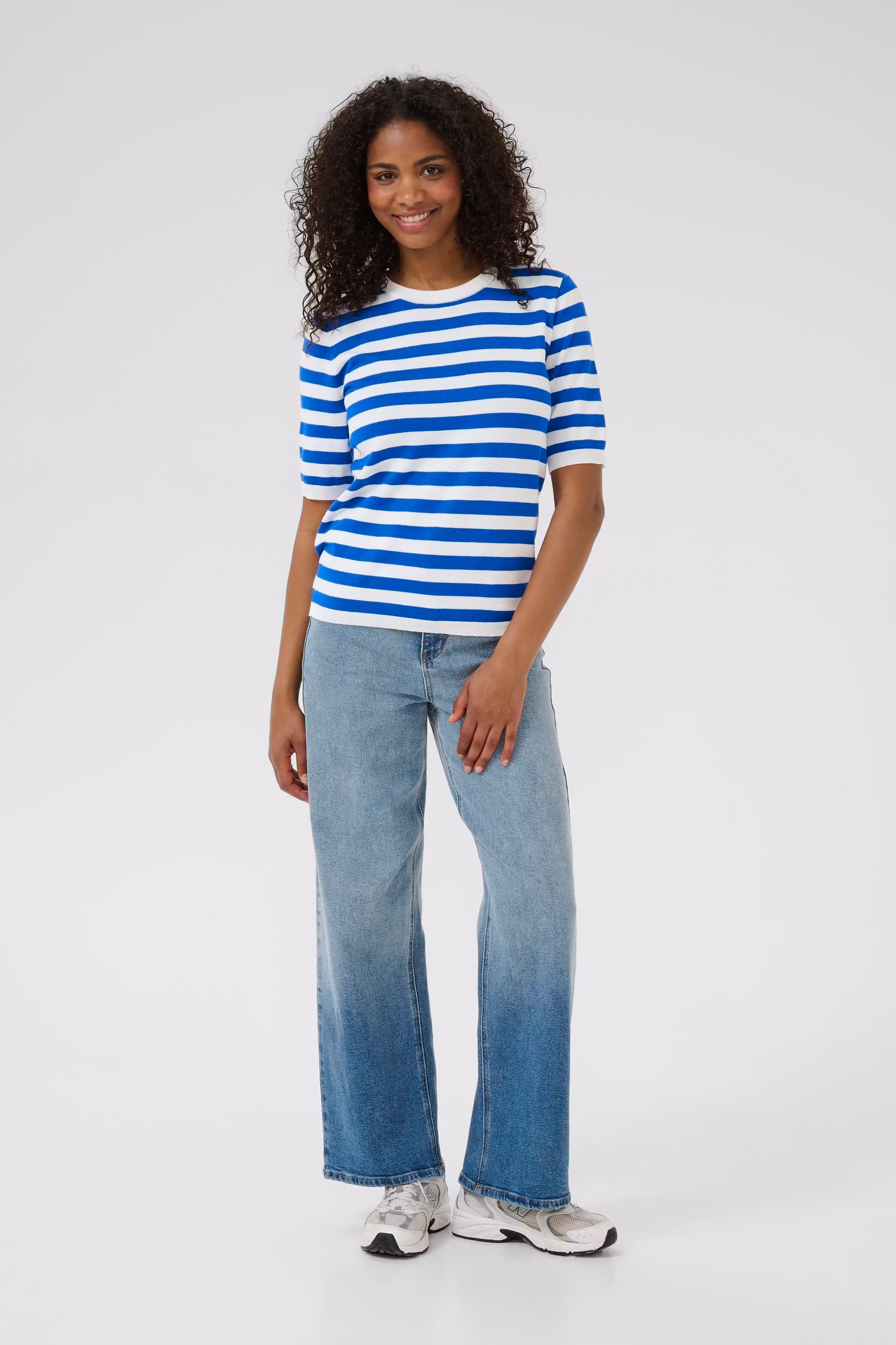 KAlizza Pullover LOOKBOOK FRONT 10508410-107955