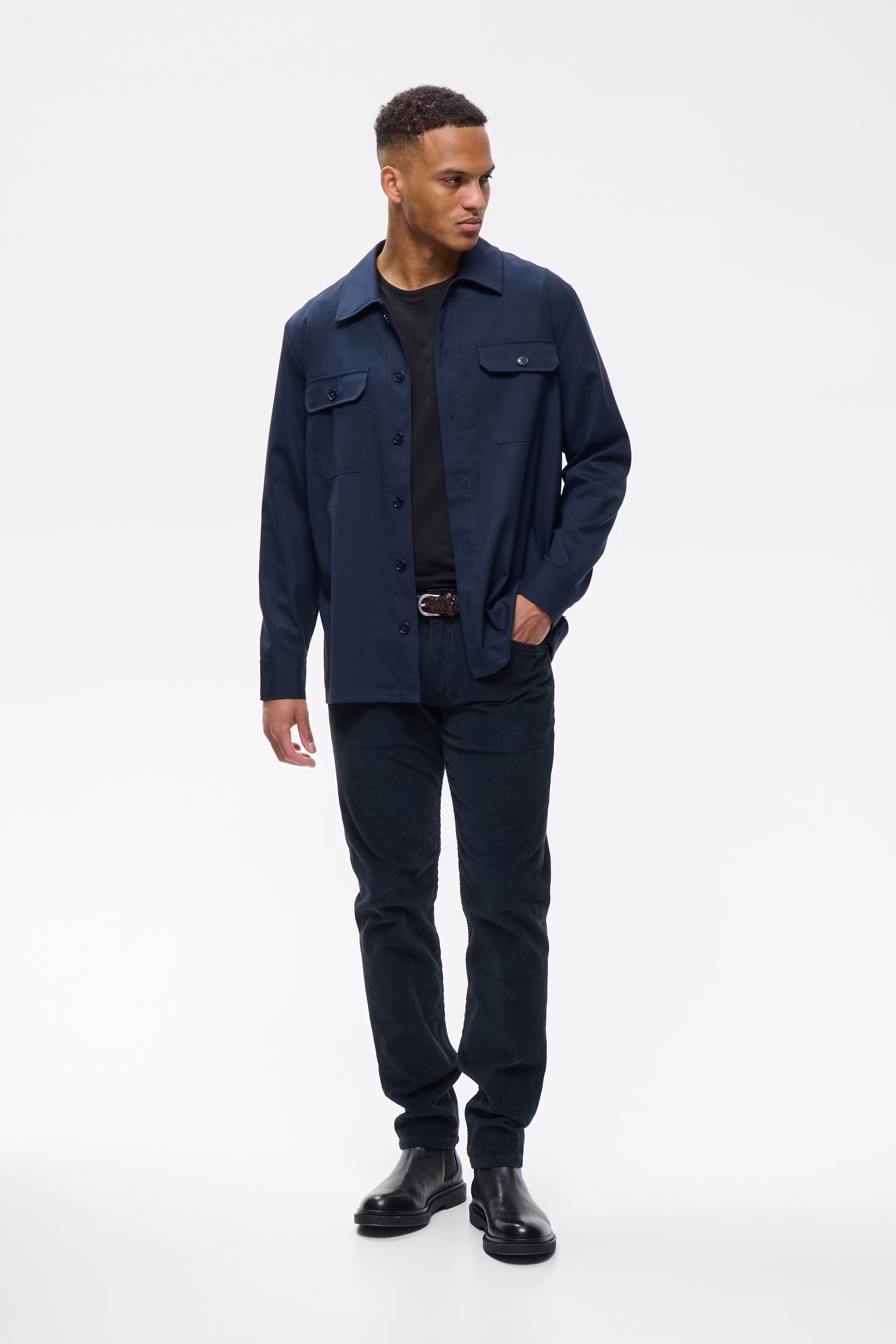 MApete Hose LOOKBOOK FRONT 30209264-194011