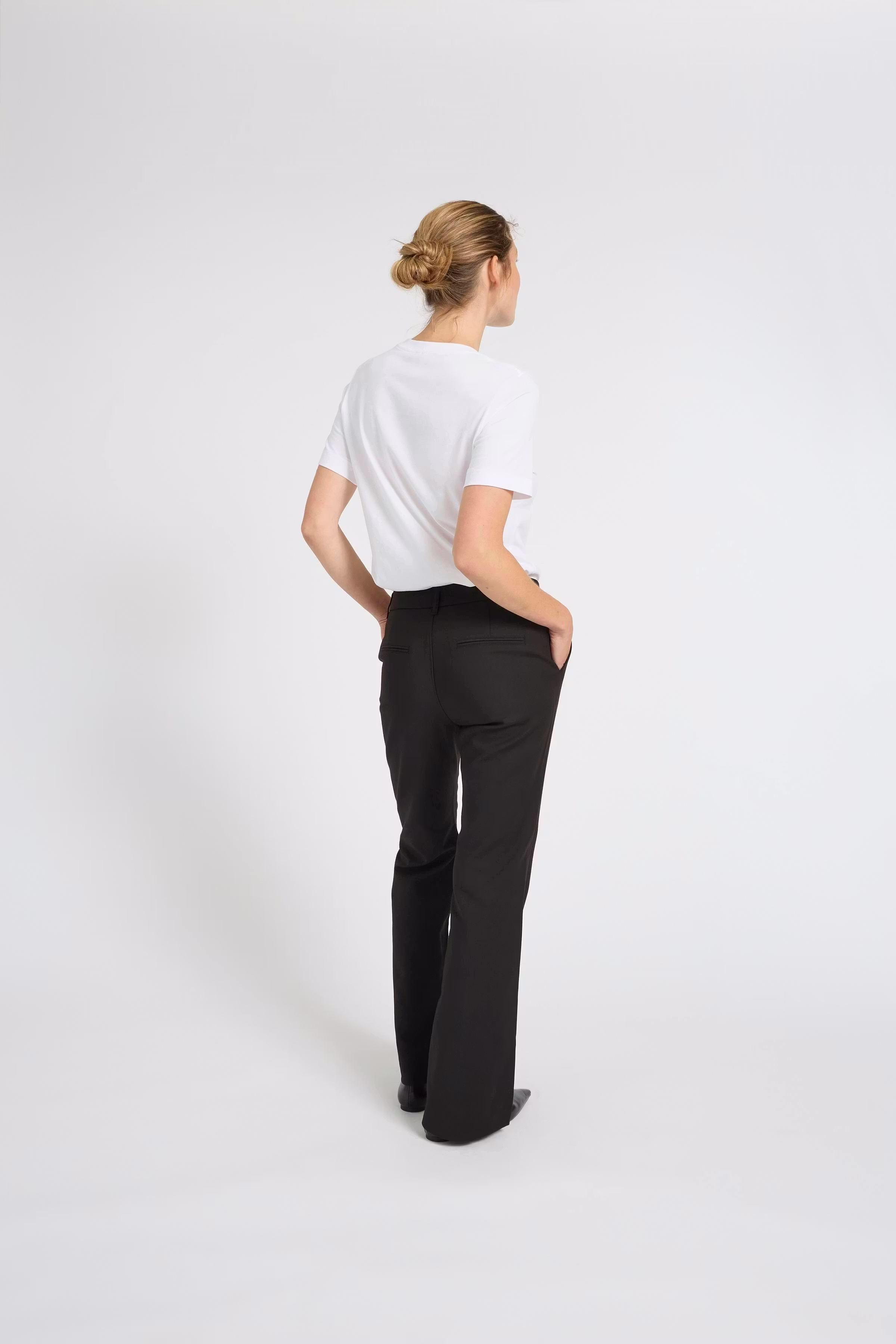 PZBINDY Trousers LOCATION NONE 50210335-193911