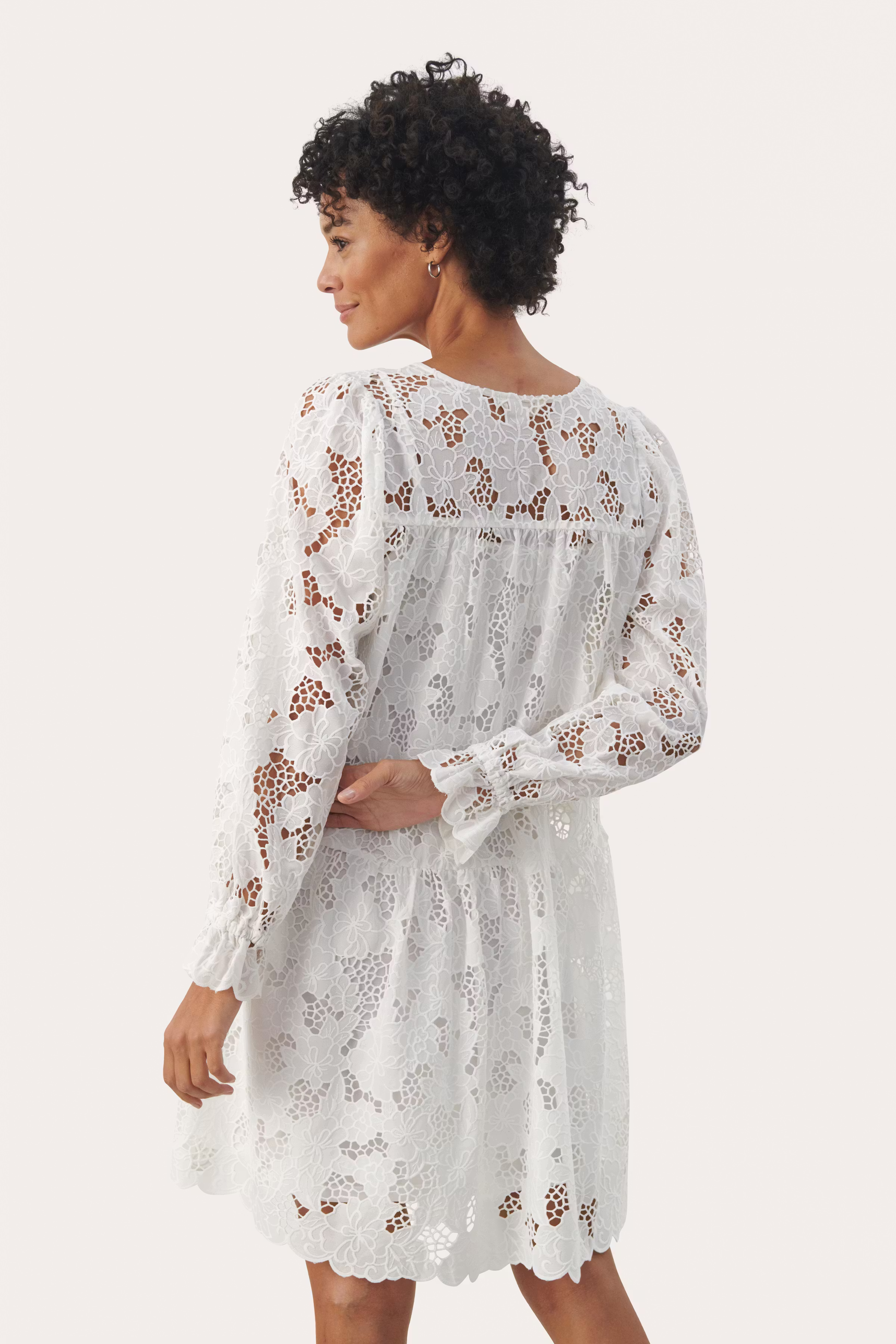 LayPW Short dress LOOKBOOK BACK 30308690-110601