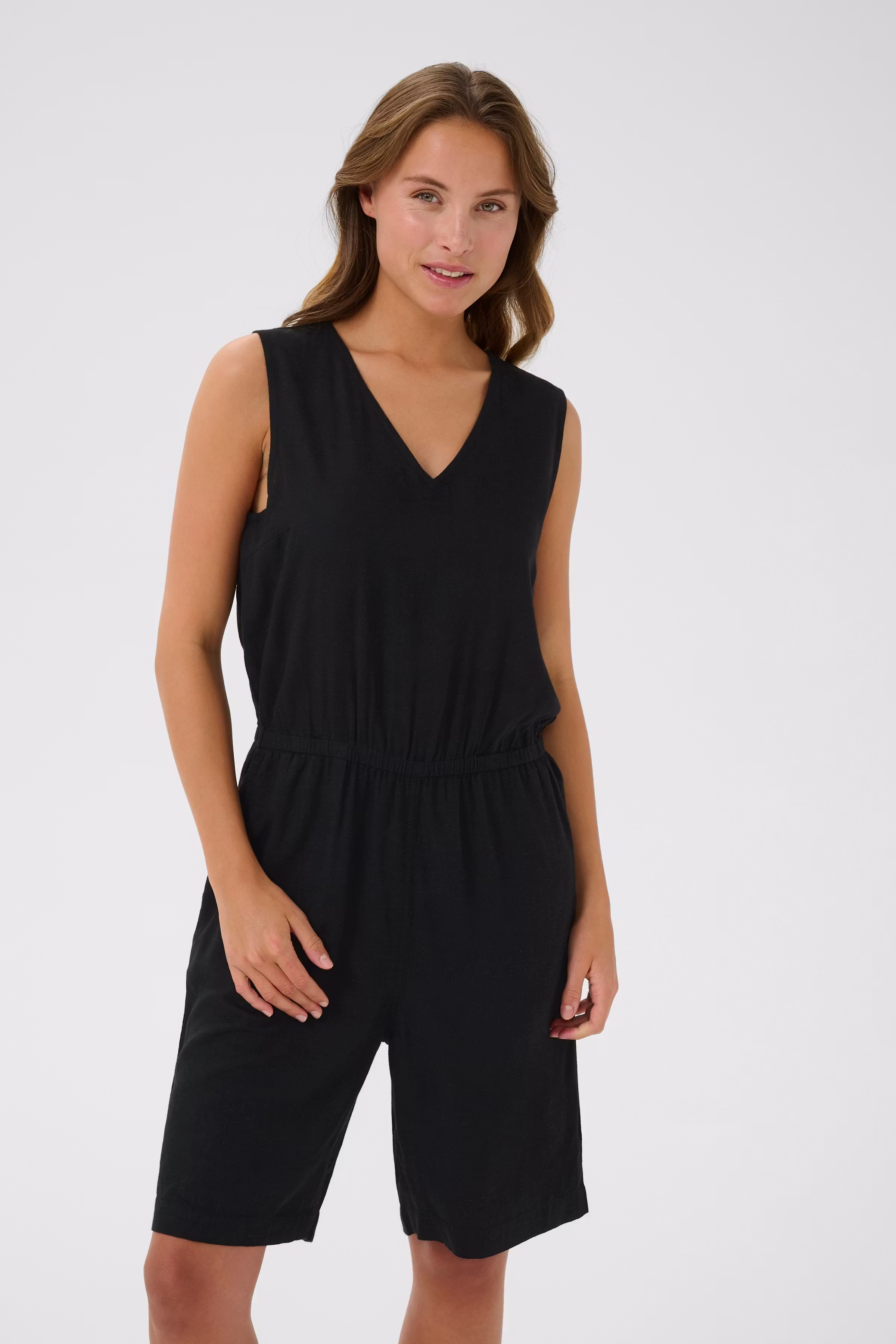 KAmilia Hør Jumpsuit LOOKBOOK FRONT 10510420-100121