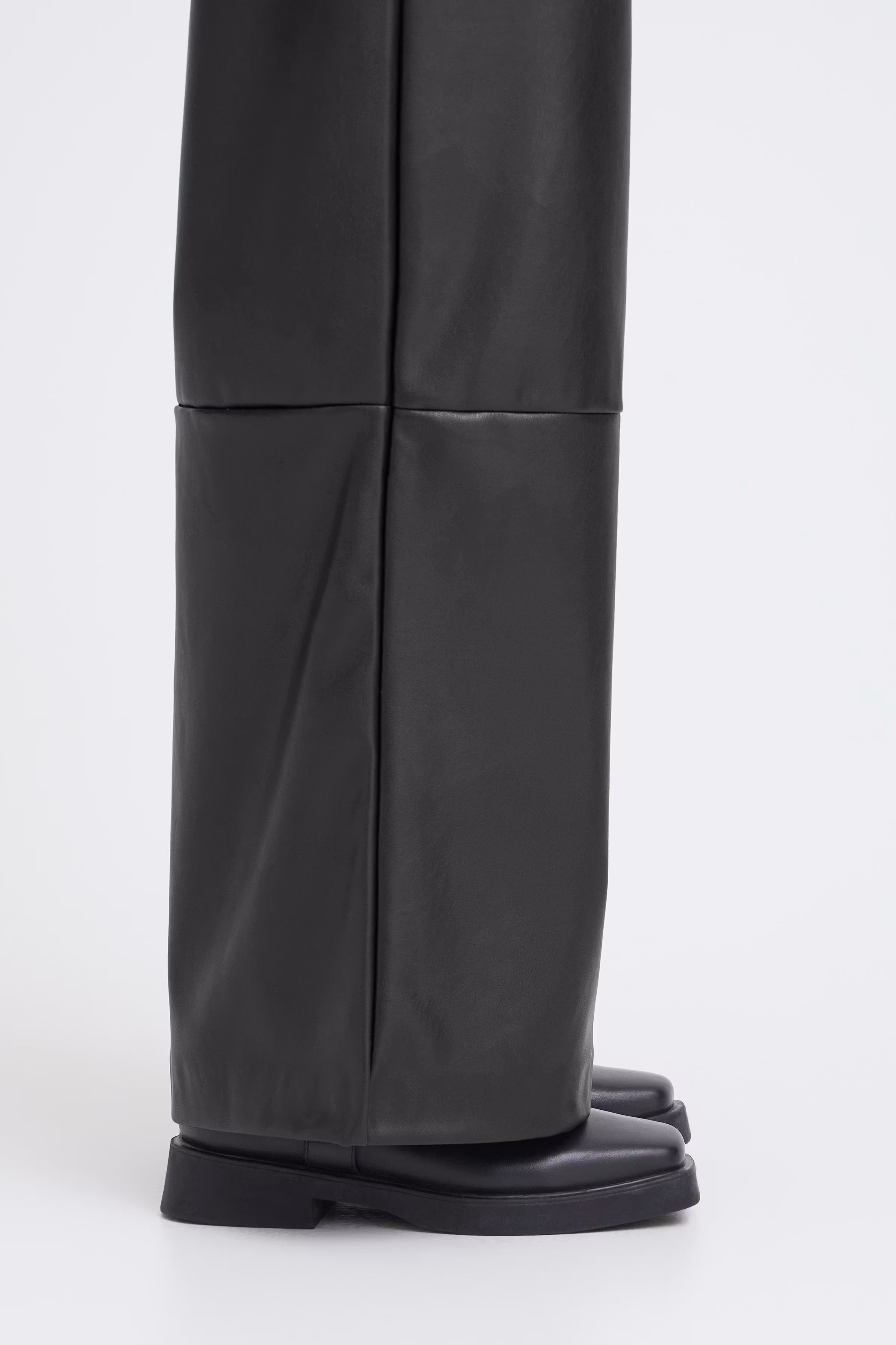 IHKATE Bukser LOOKBOOK DETAIL 20124719-194008