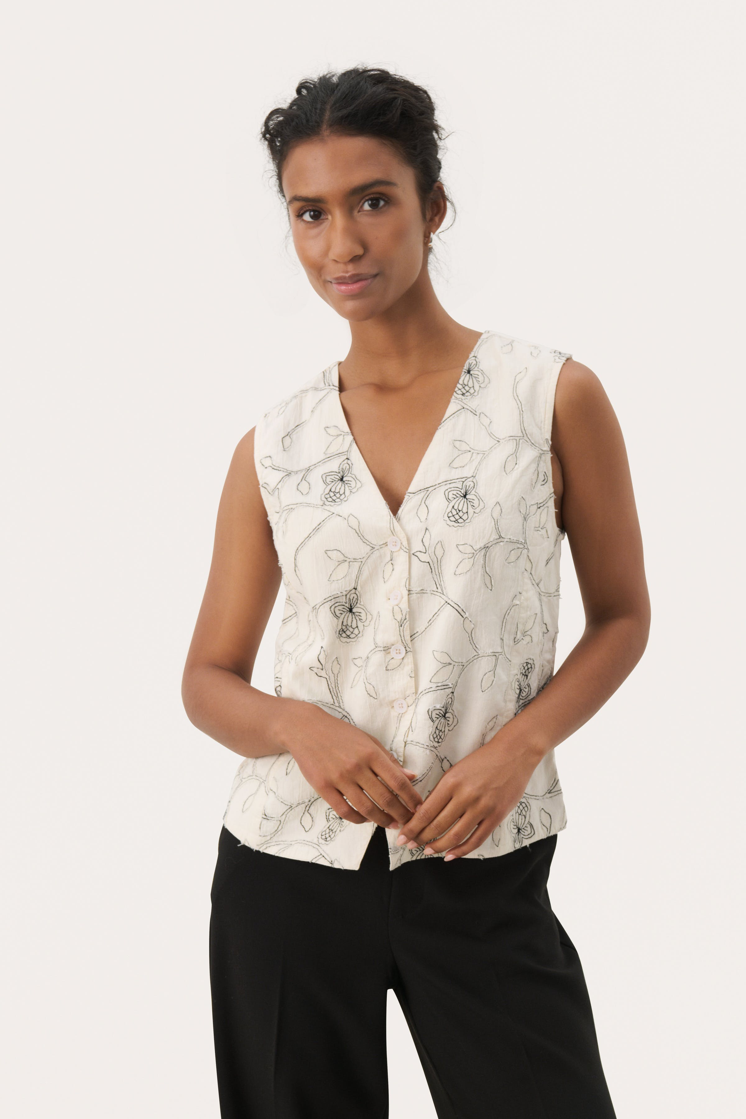 TonyPW Weste LOOKBOOK FRONT 30309878-304018