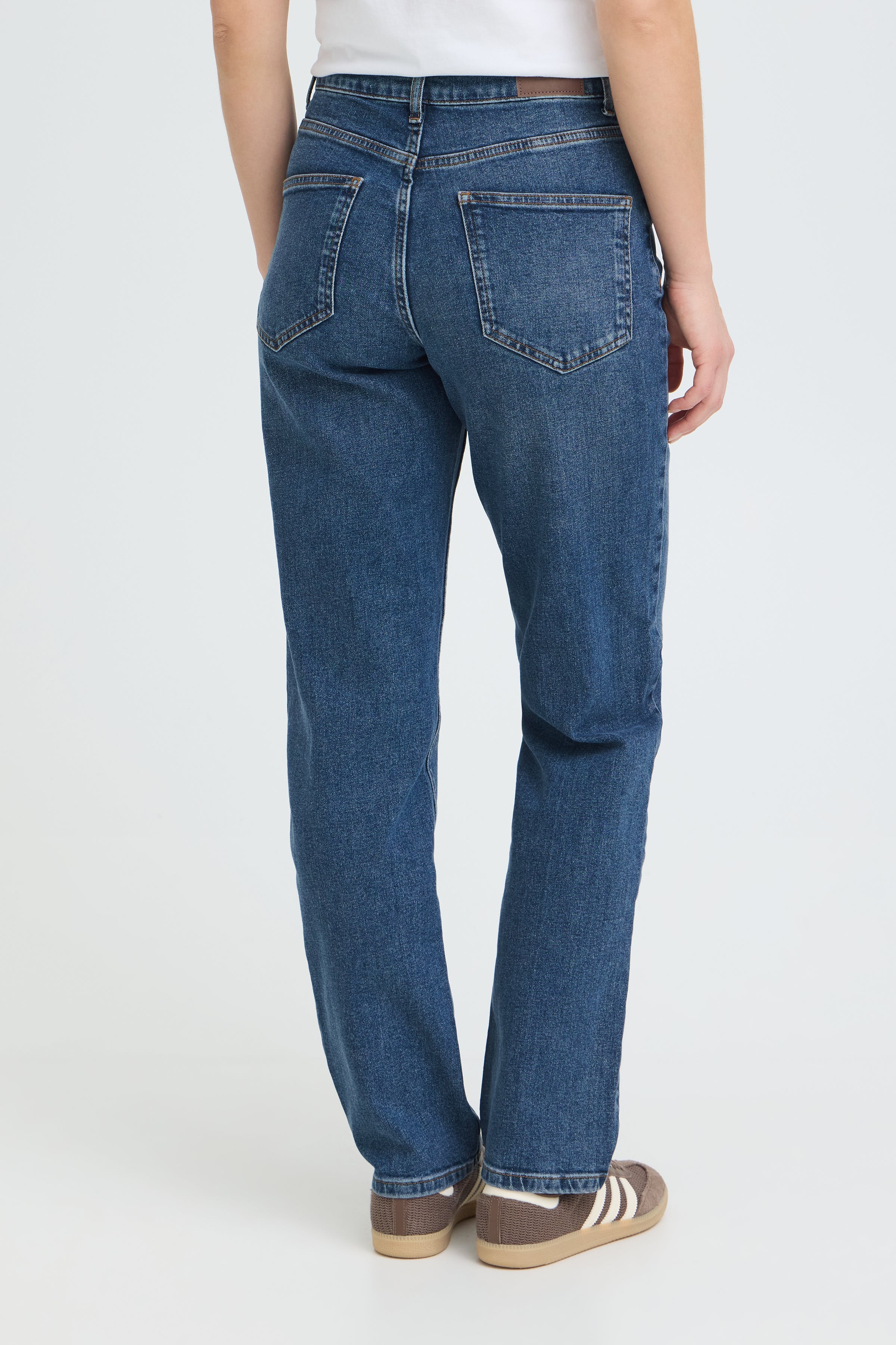 PZLIVA UHW Jeans Straight Leg LOOKBOOK BACK 50206516-200005