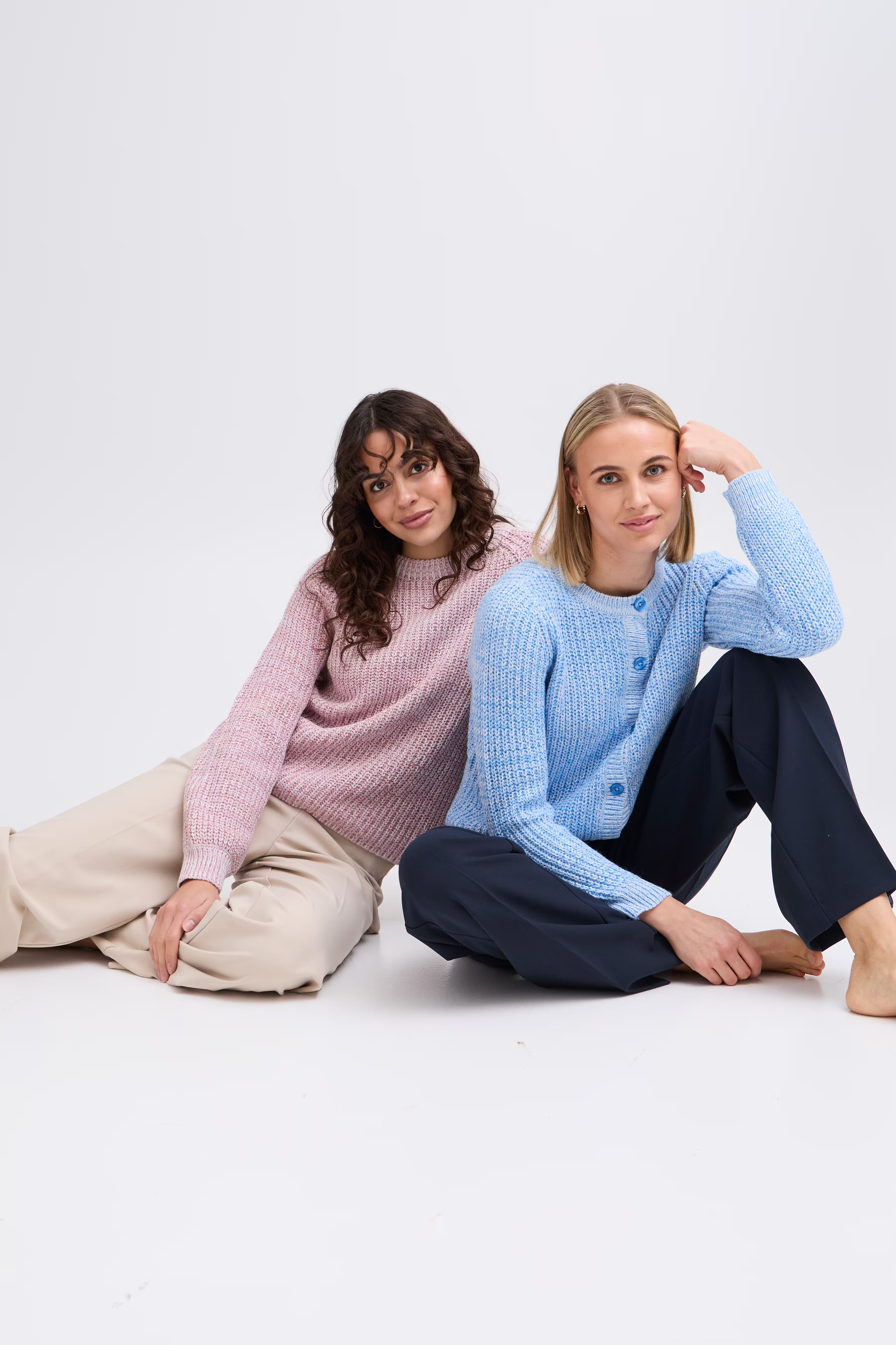 FRERNI Stickad cardigan LOCATION NONE 20615365-1741391