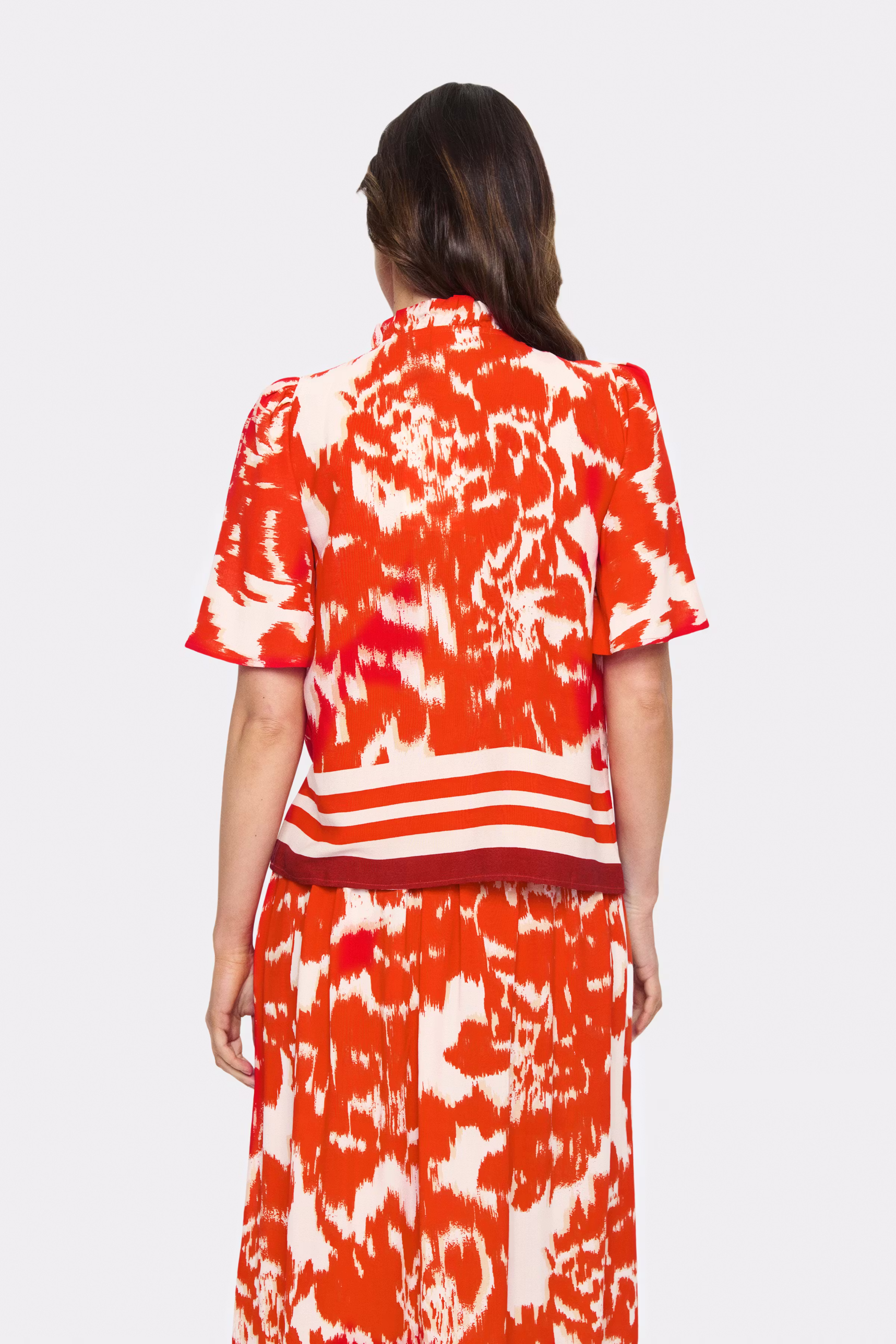 KhloeSZ Blouse LOOKBOOK BACK 30514031-303748