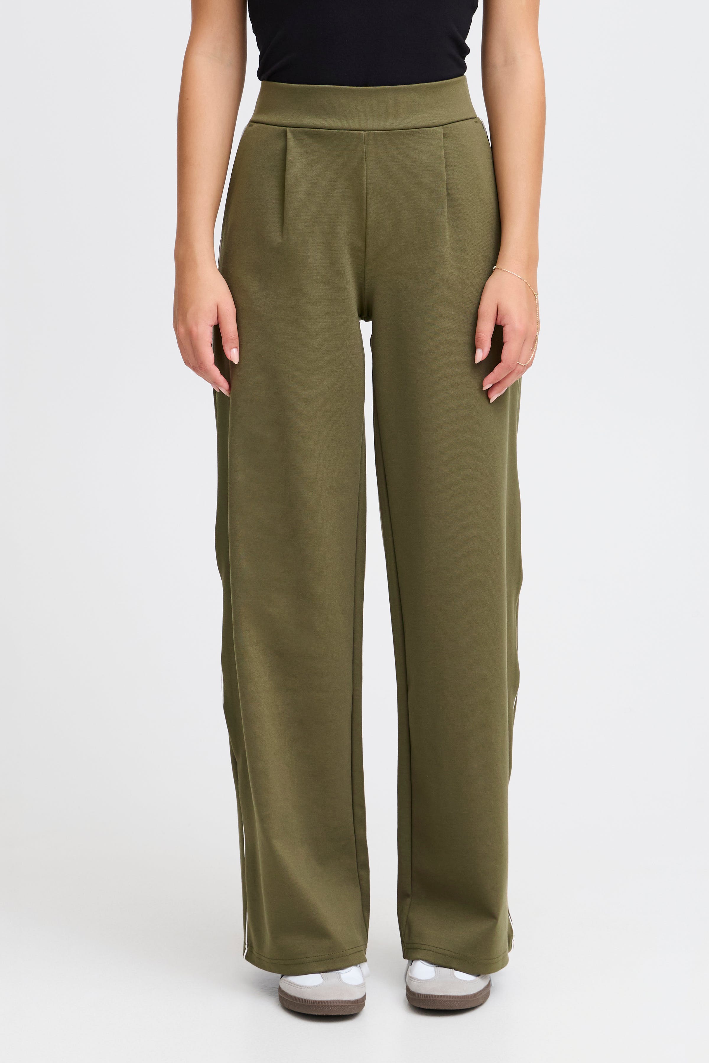 IXKATE Trousers LOOKBOOK FRONT 20123551-190510