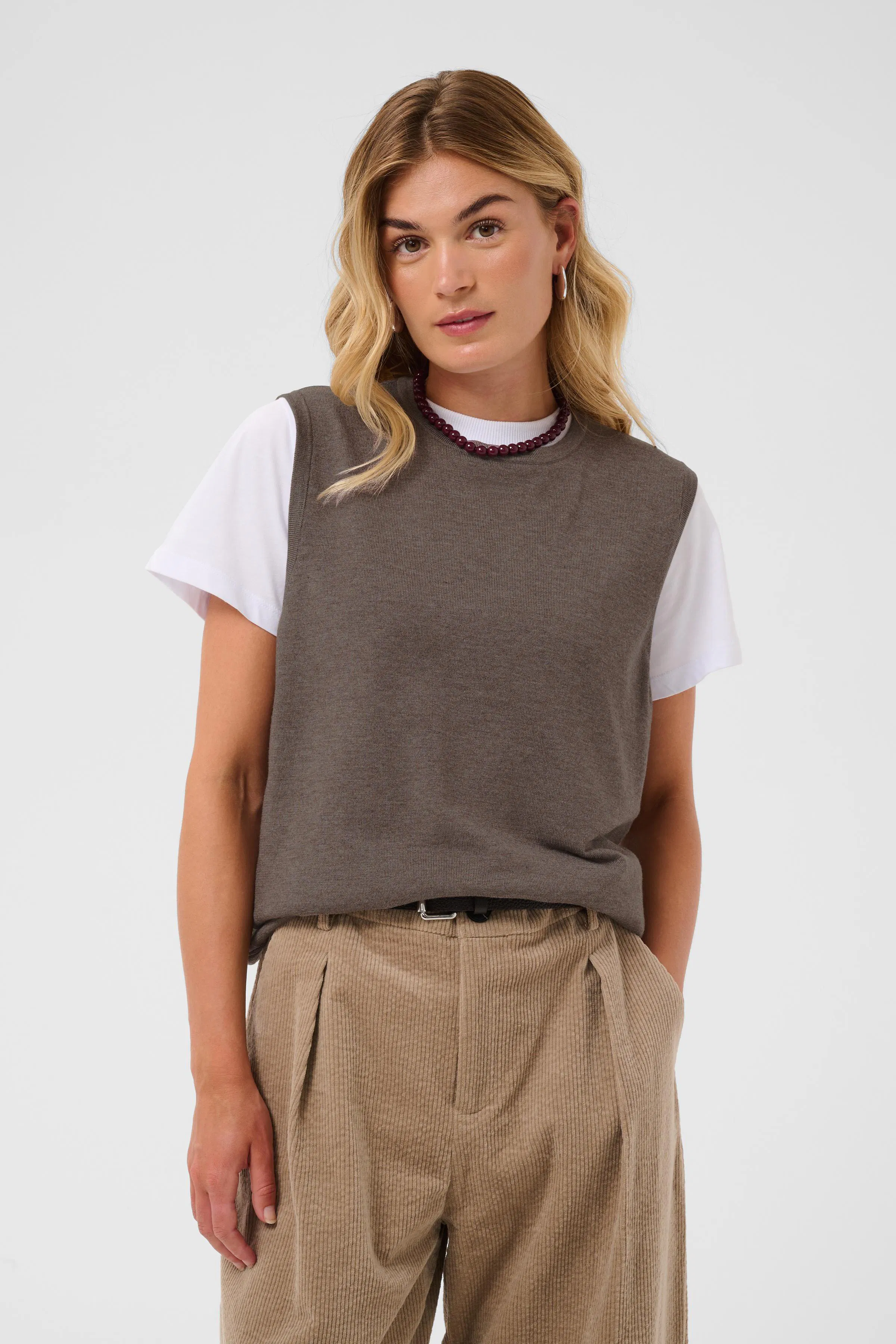MilaSZ Weste LOOKBOOK FRONT 30511506-1914301