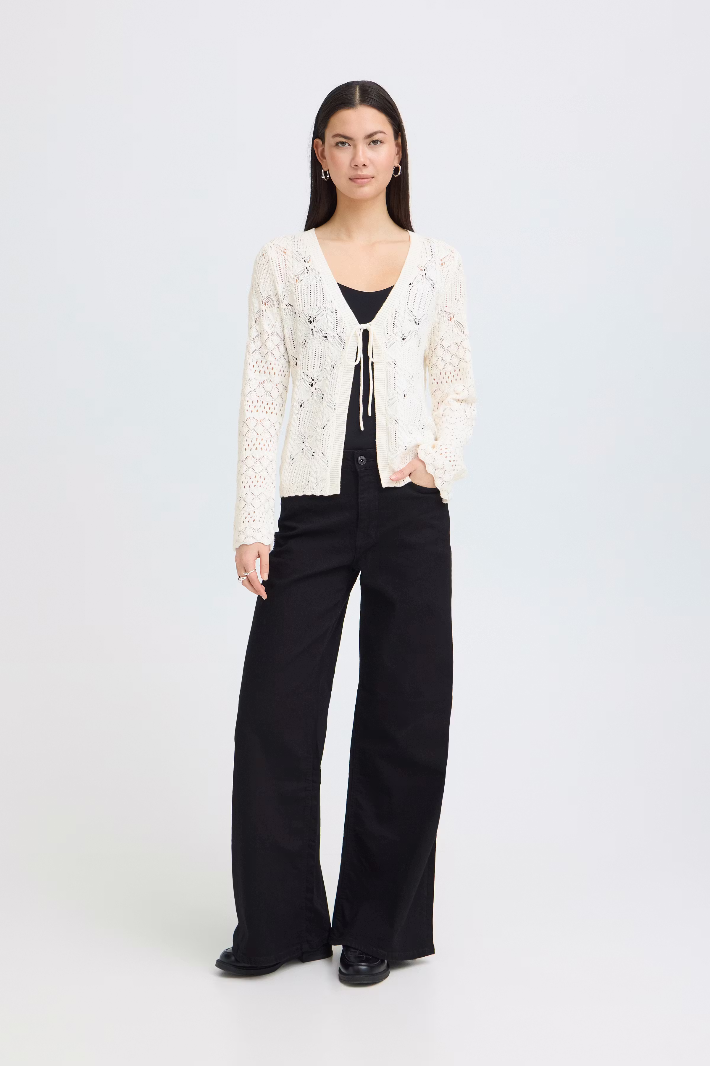 IHLALUHA Cardigan LOOKBOOK FRONT 20125470-130905