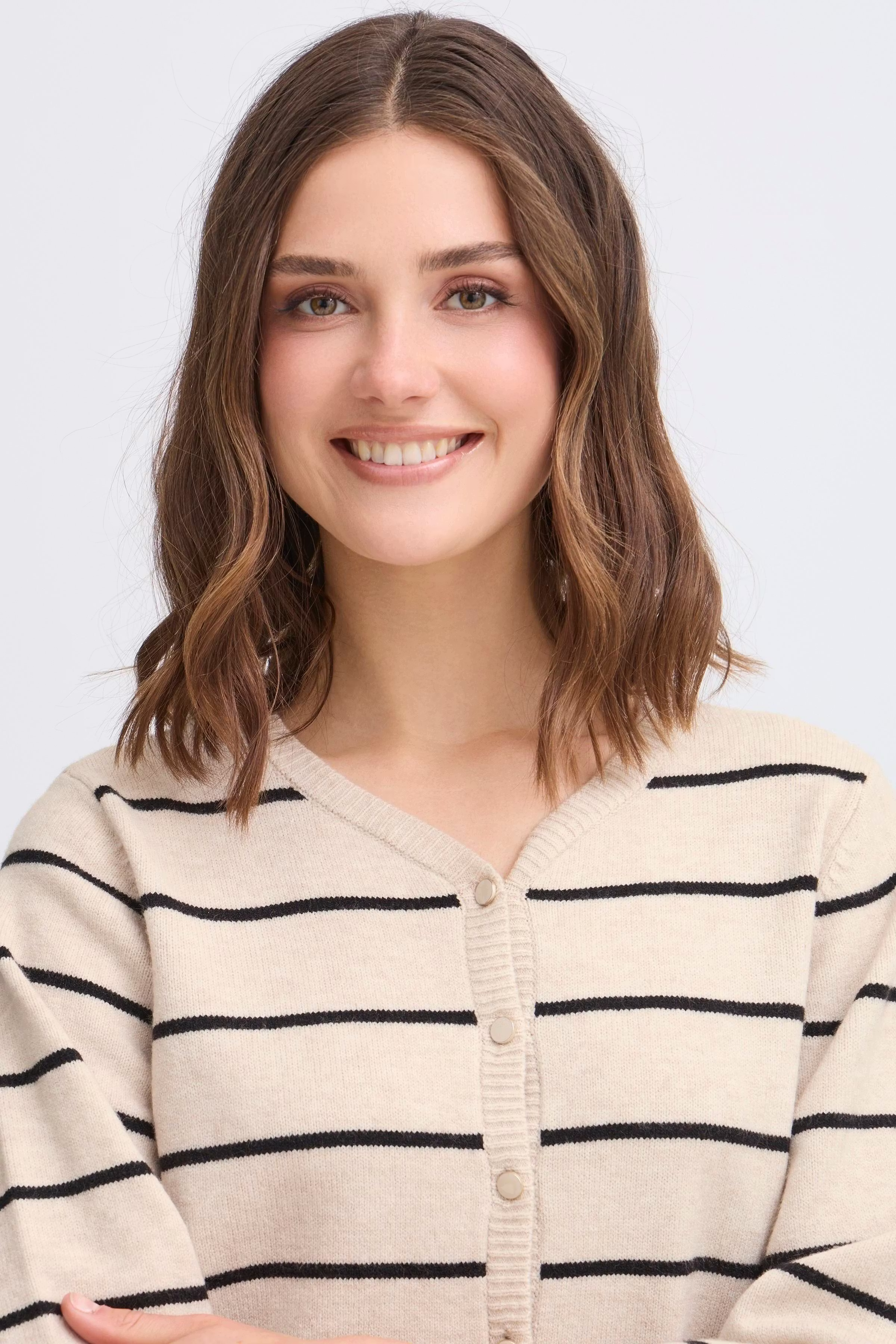 FRBITTE Cardigan LOOKBOOK DETAIL 20615894-200669