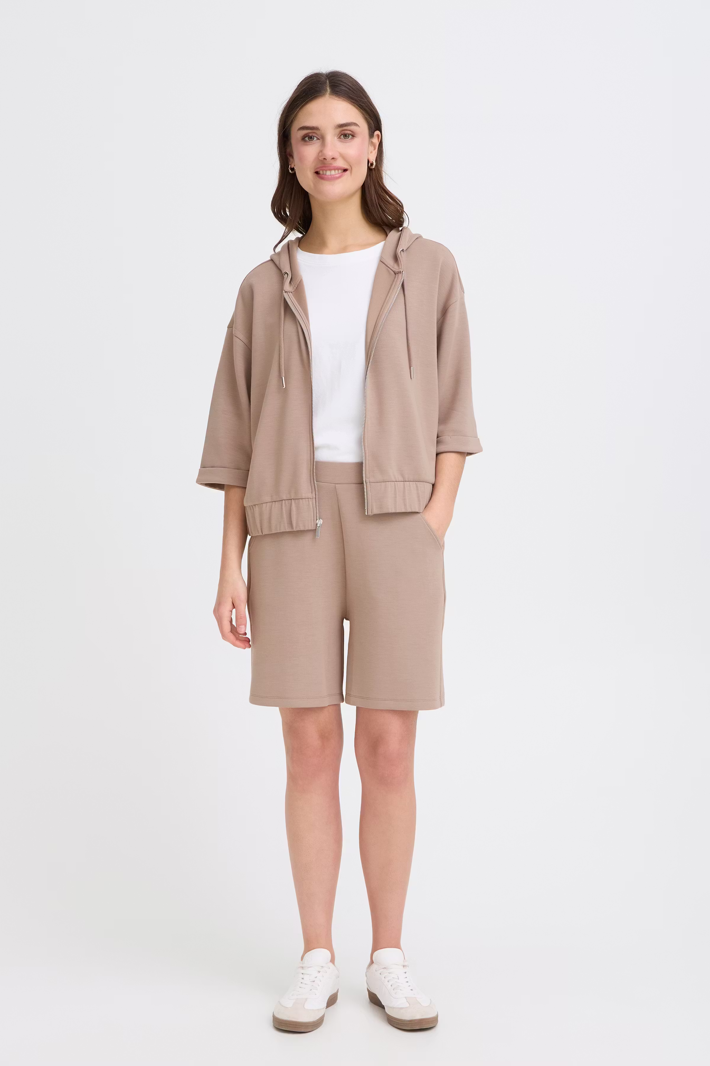 FRAURORA Shorts LOOKBOOK FRONT 20617670-170807