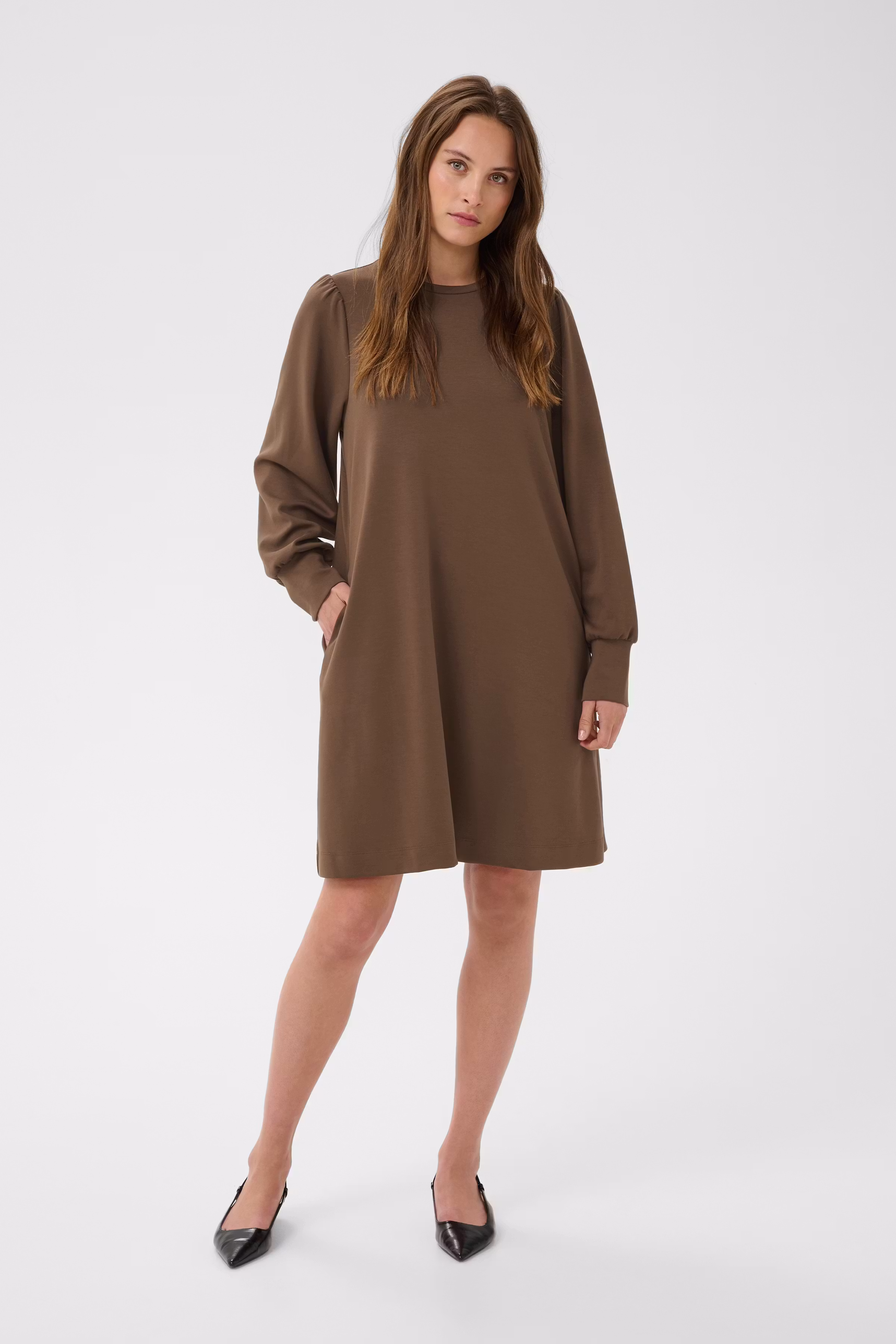 KAannie Kjole LOOKBOOK FRONT 10512243-191116