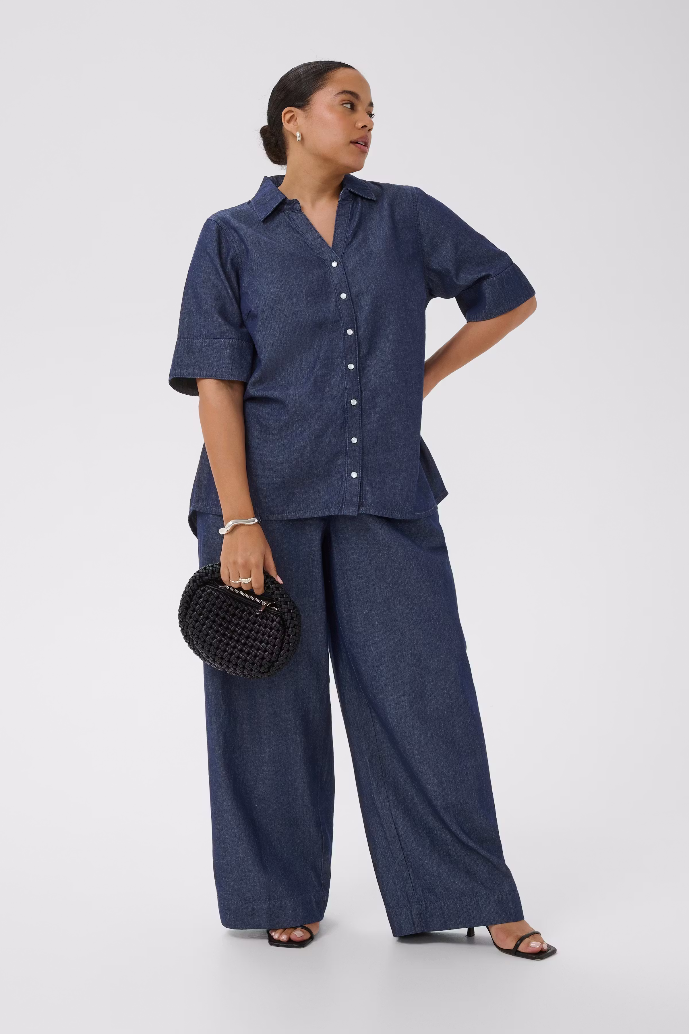 KCjada Hemd LOOKBOOK FRONT 10584168-107709