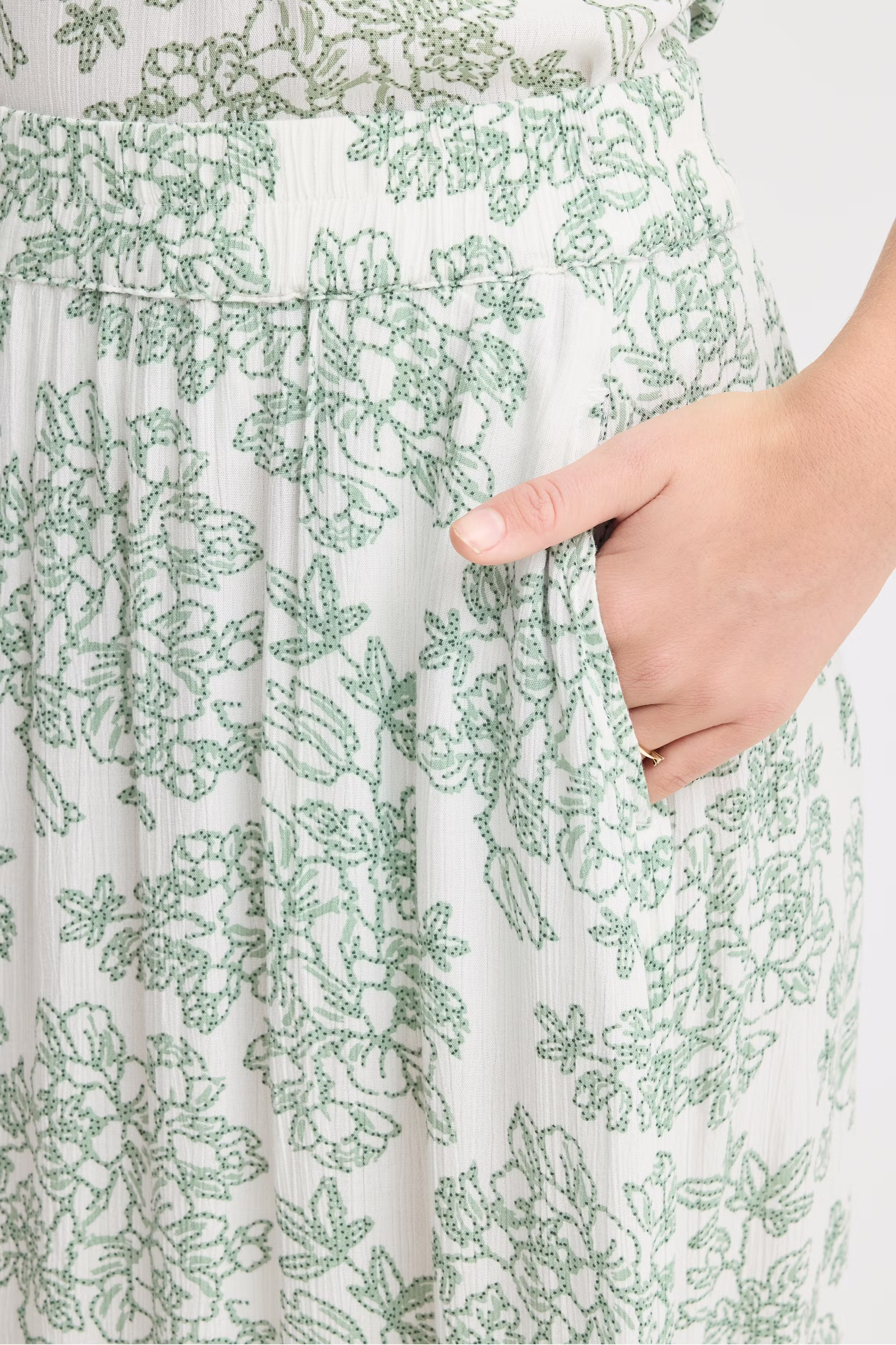 FREASE Skjørt LOOKBOOK DETAIL 20615603-204726