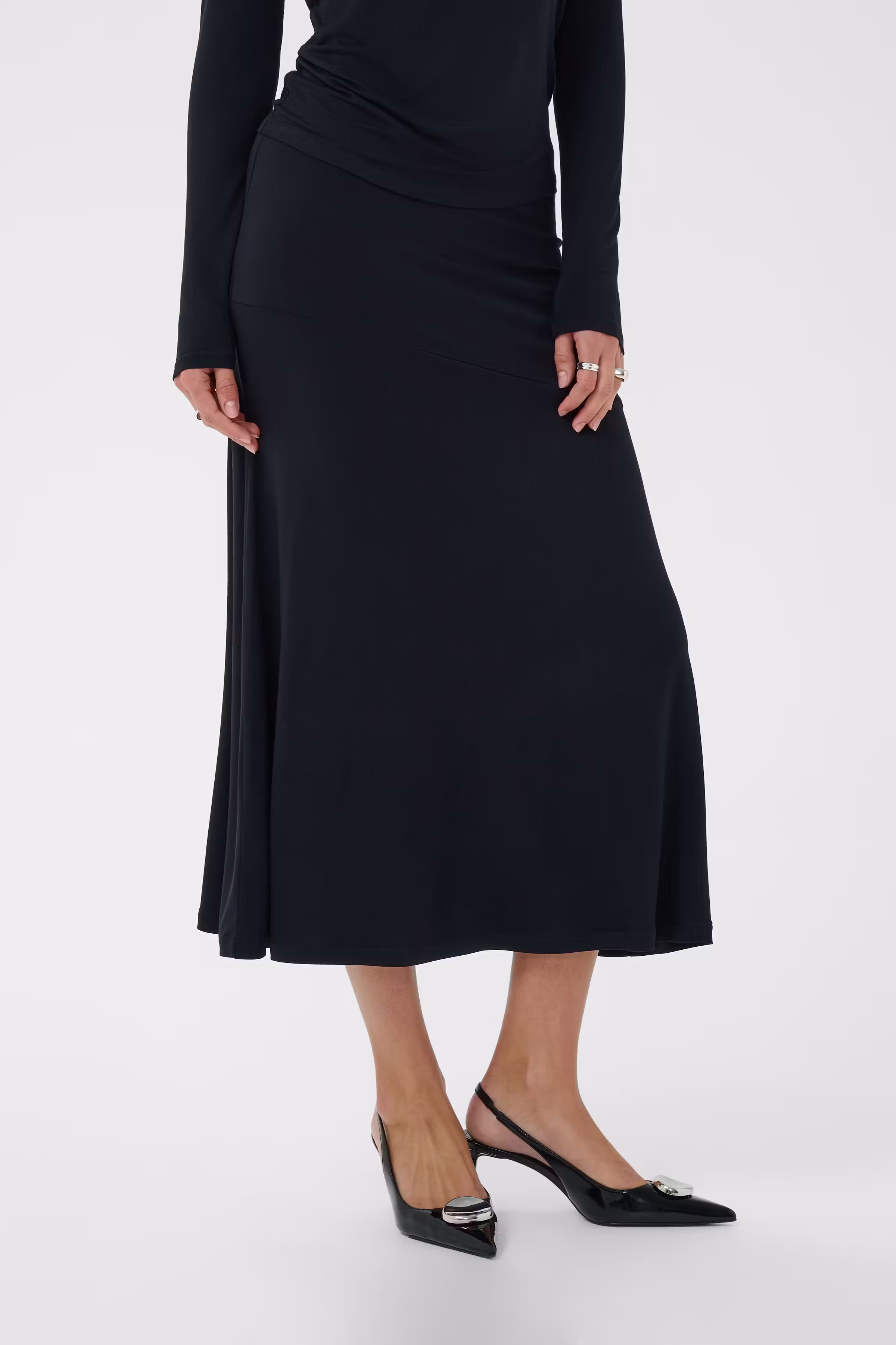 ViggaSZ Skirt LOOKBOOK FRONT 30515507-193911