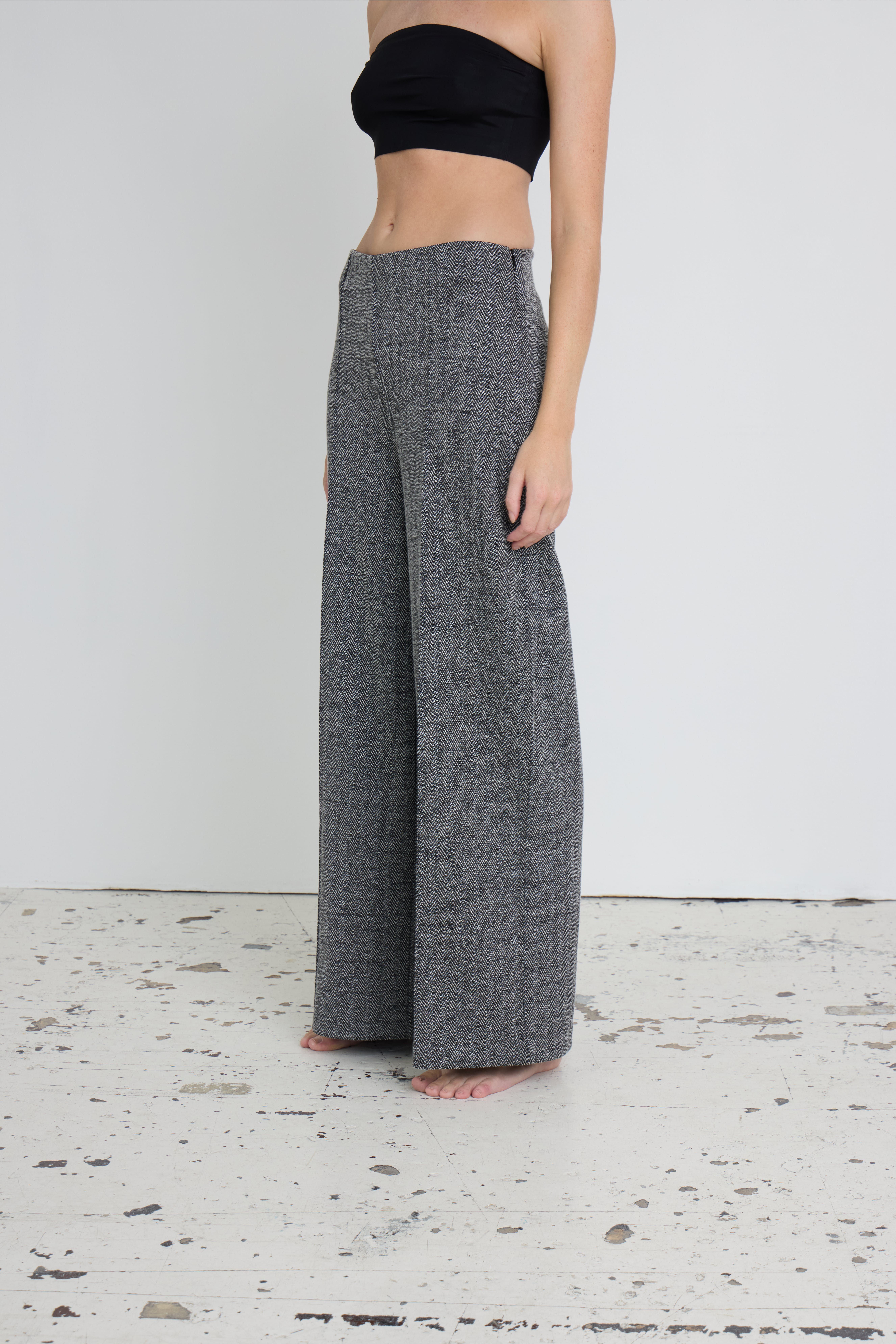 IHKATE Trousers LOCATION NONE 20121602-203523