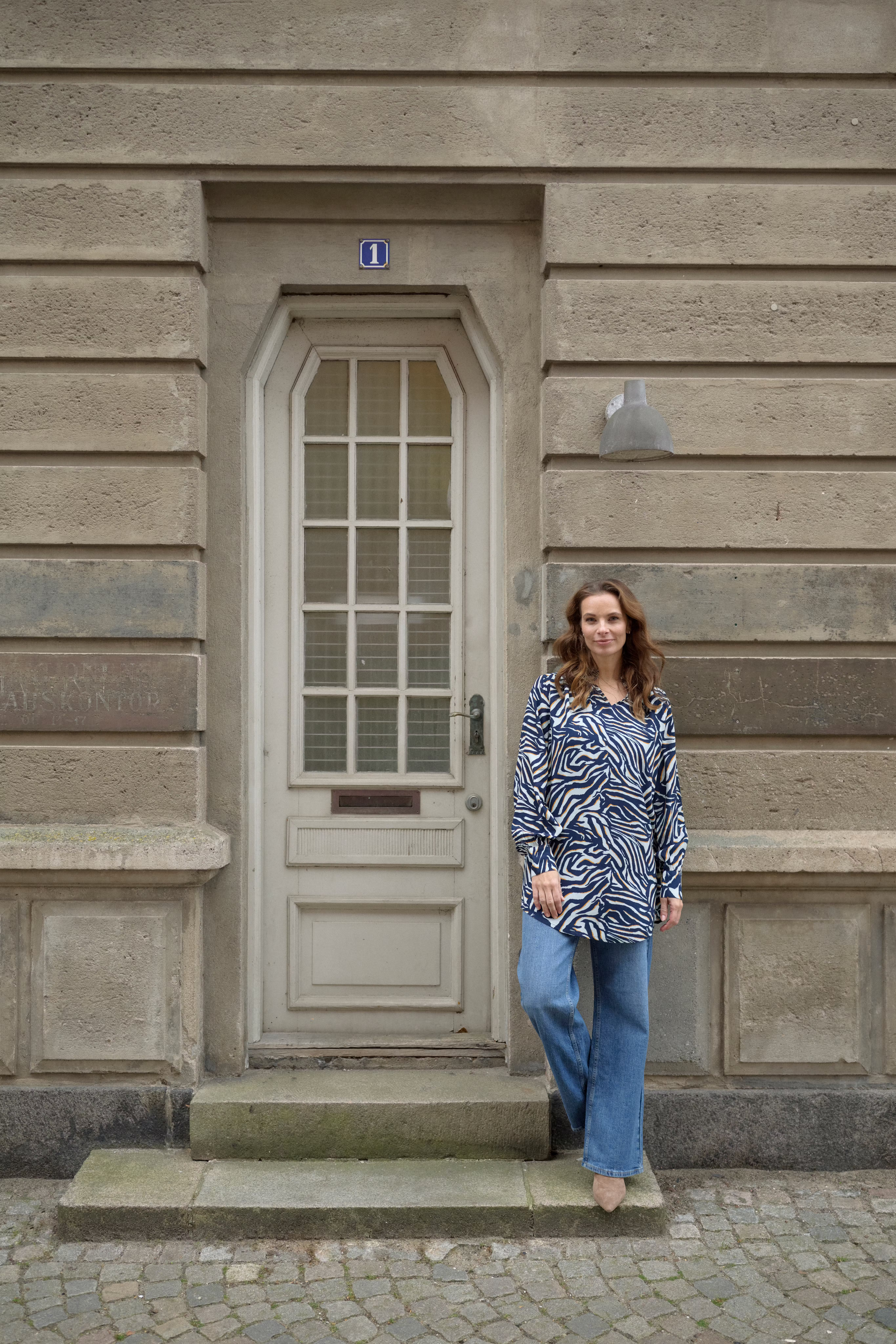 BPthea Tunika LOCATION NONE 40200100-109156