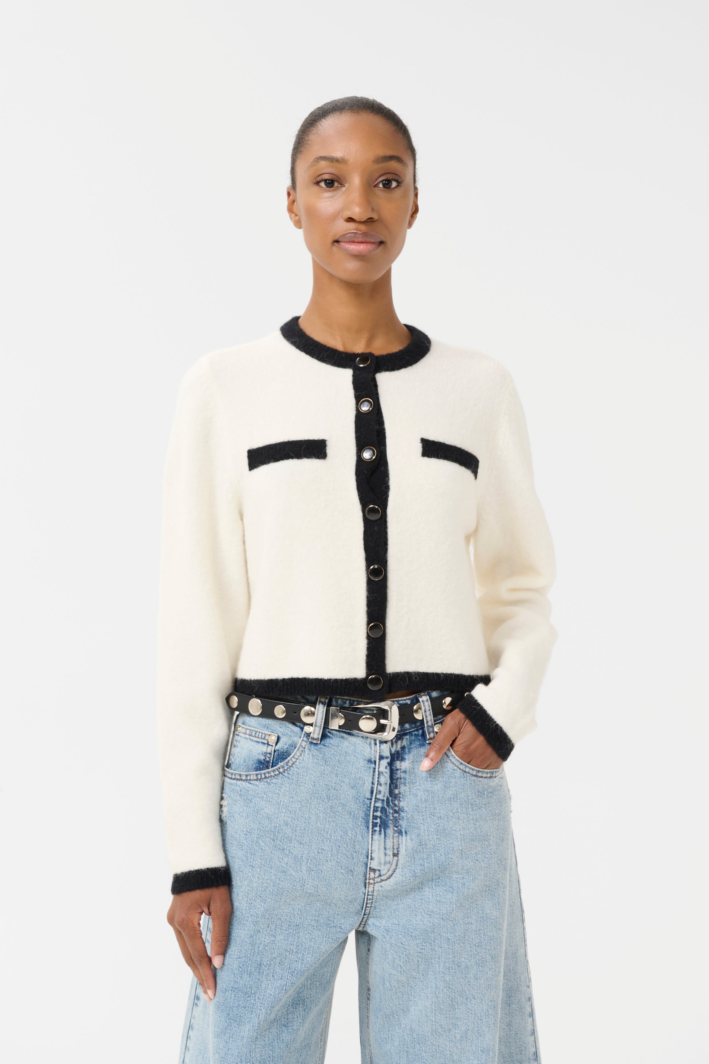 GZalpha Cardigan LOOKBOOK FRONT 10910459-107835