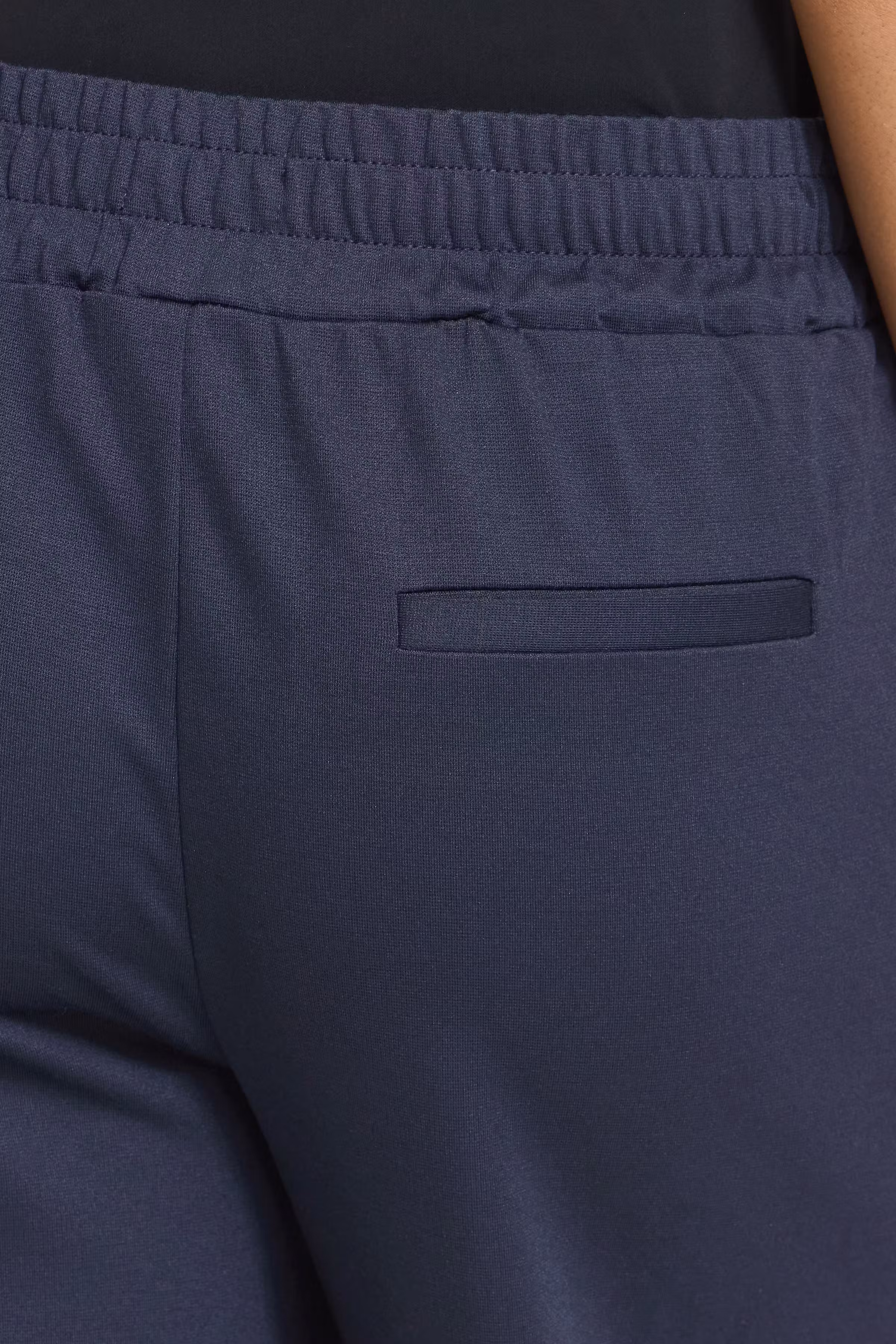 IHKATE WIDE Trousers LOOKBOOK DETAIL 20116301-194010