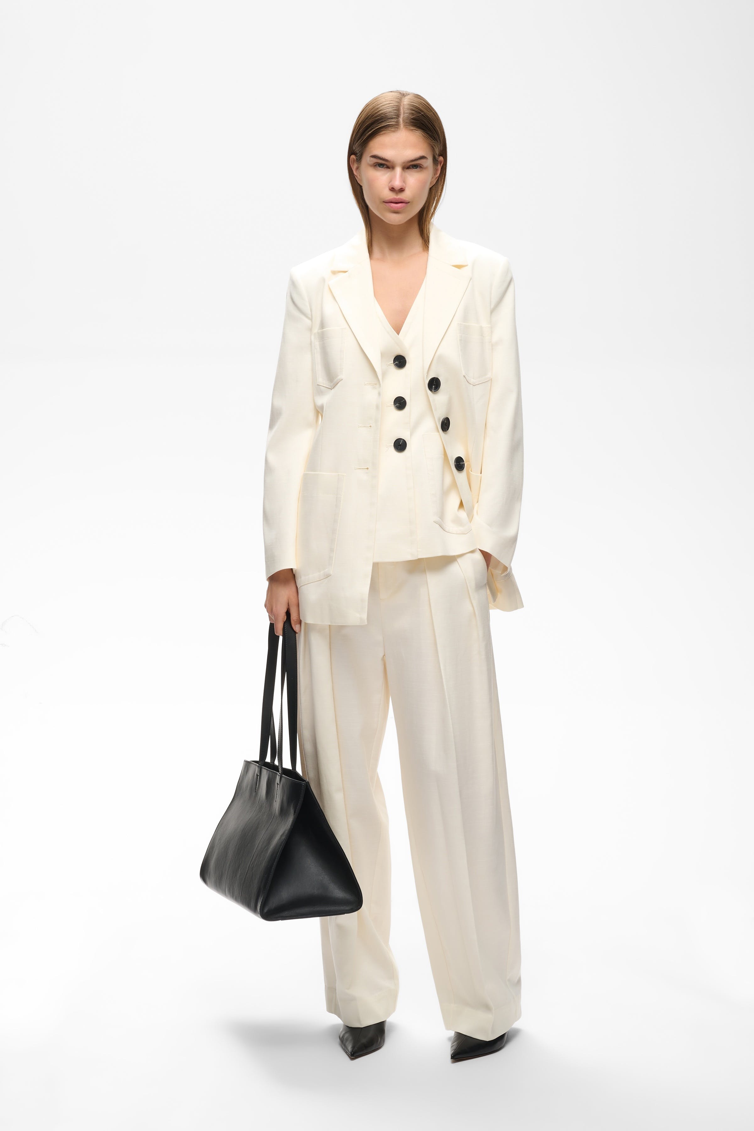 QUENTAIW Bukser LOOKBOOK FRONT 30112663-120601