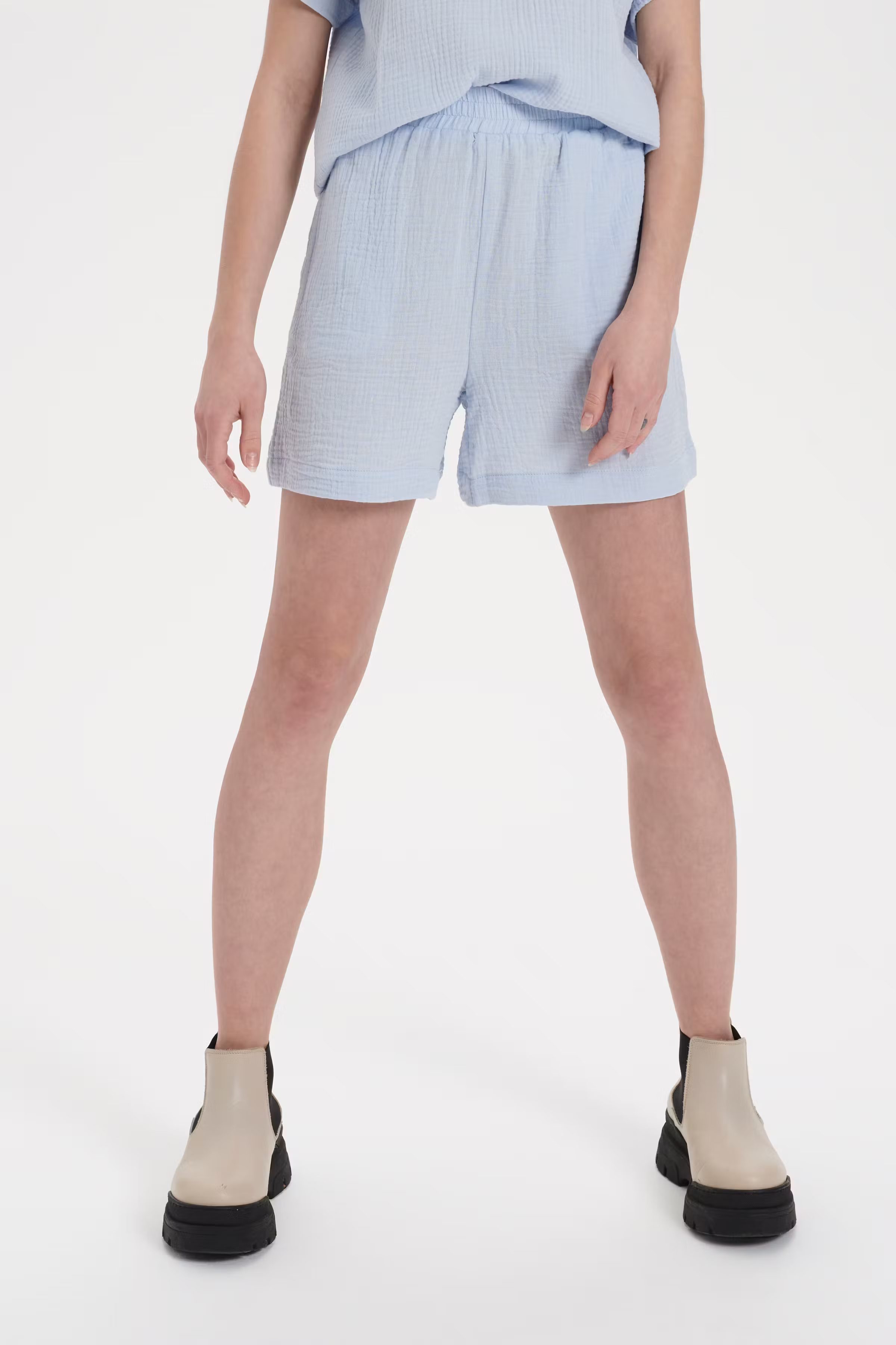 LuiSZ Shorts LOOKBOOK FRONT 30511784-144110