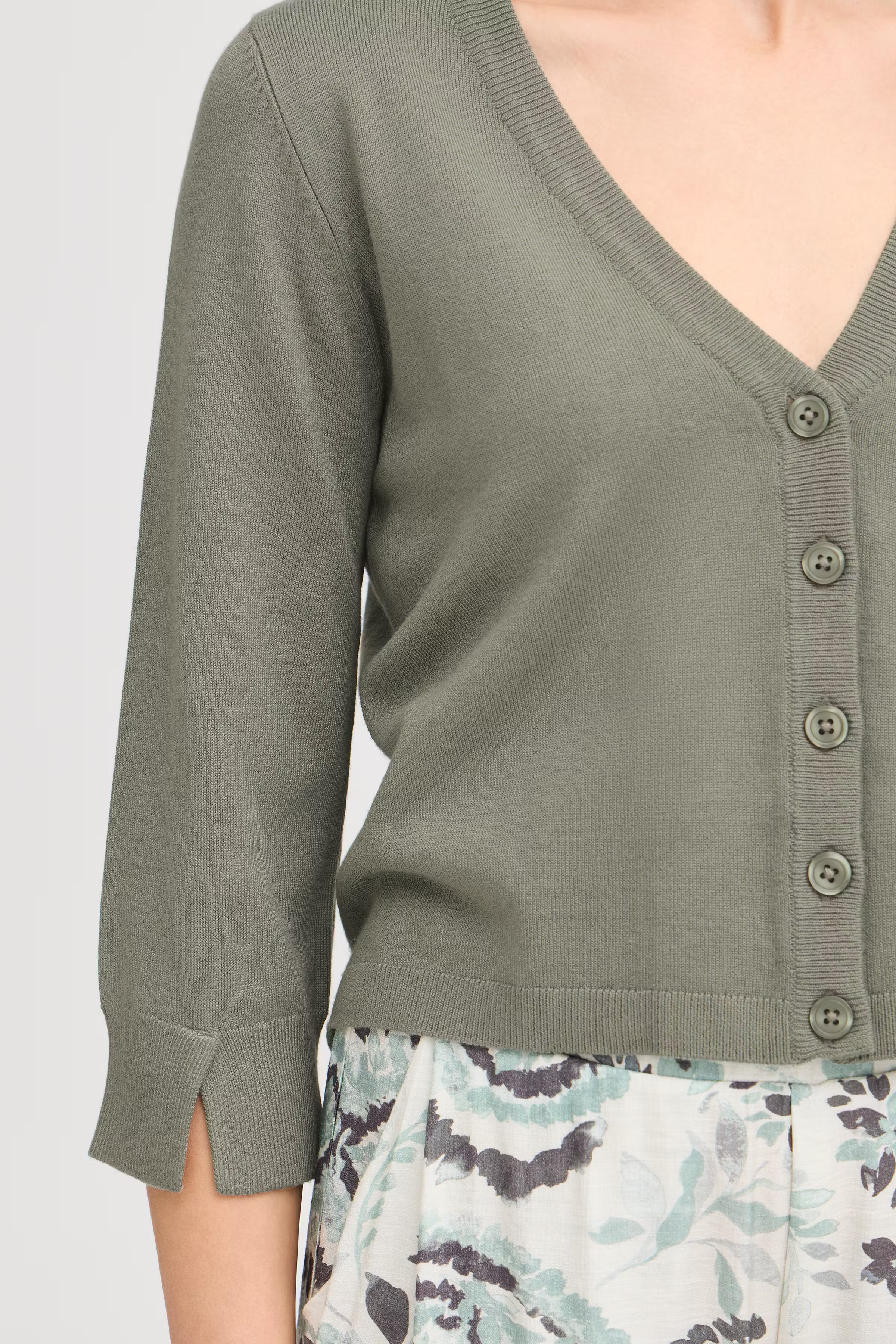 FRCLIA Cardigan LOOKBOOK DETAIL 20613550-185806