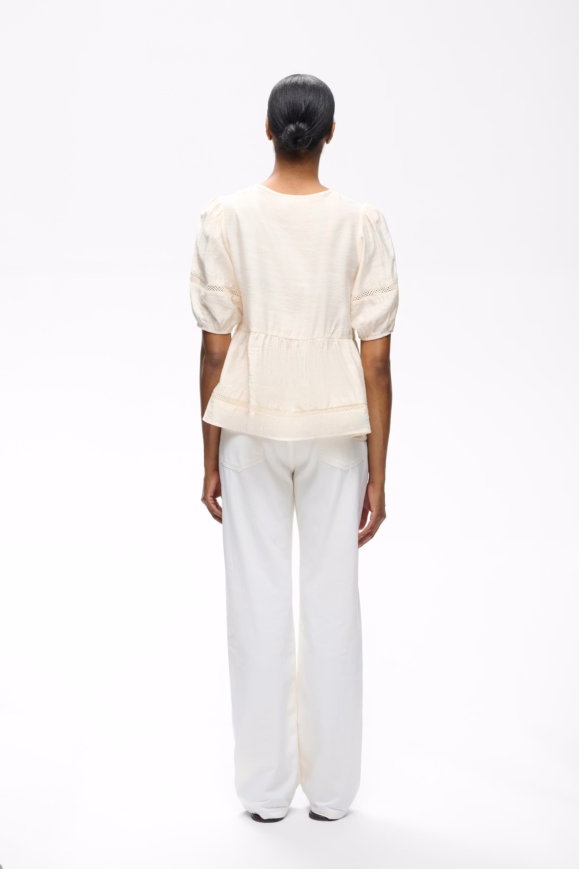HENNAIW Blouse LOOKBOOK BACK 30112735-120601