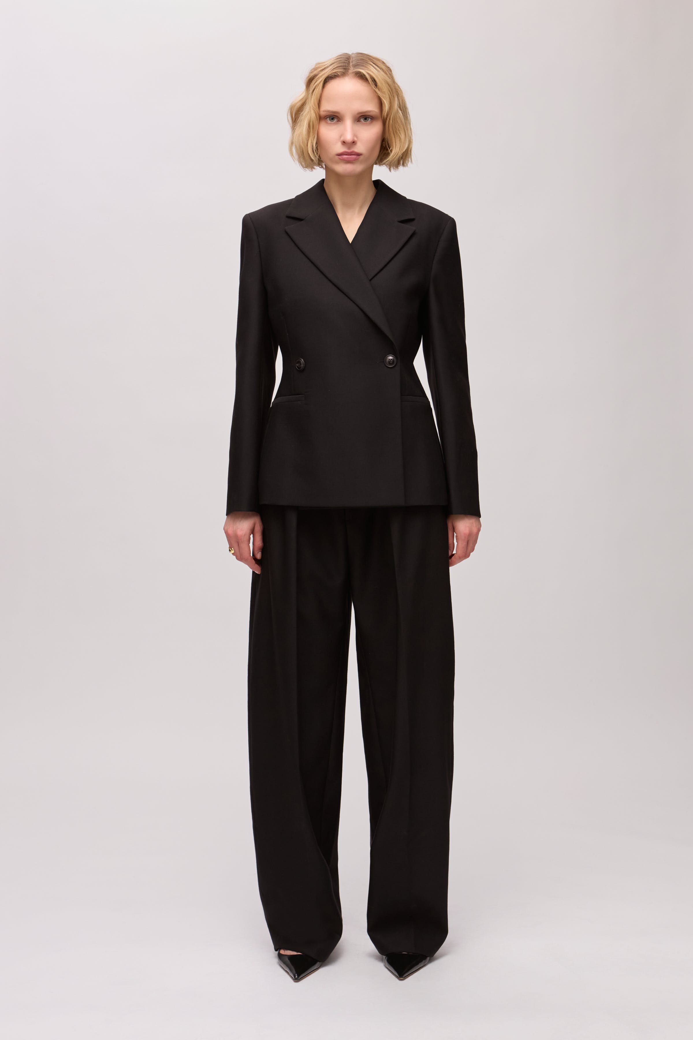 IOJolene Blazer LOOKBOOK FRONT 30600129-BR291