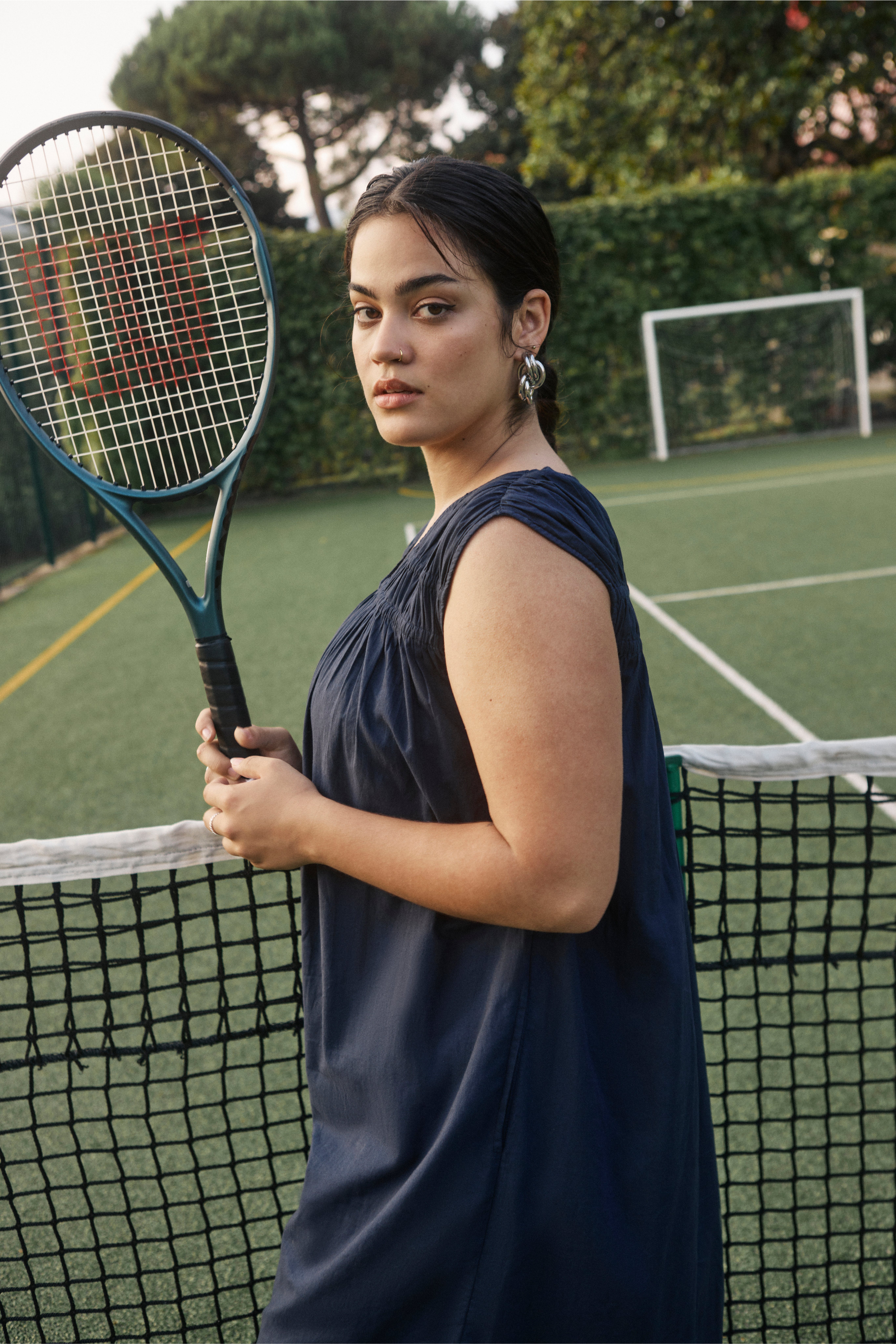 KCthia Kjole LOCATION NONE 10583237-194020