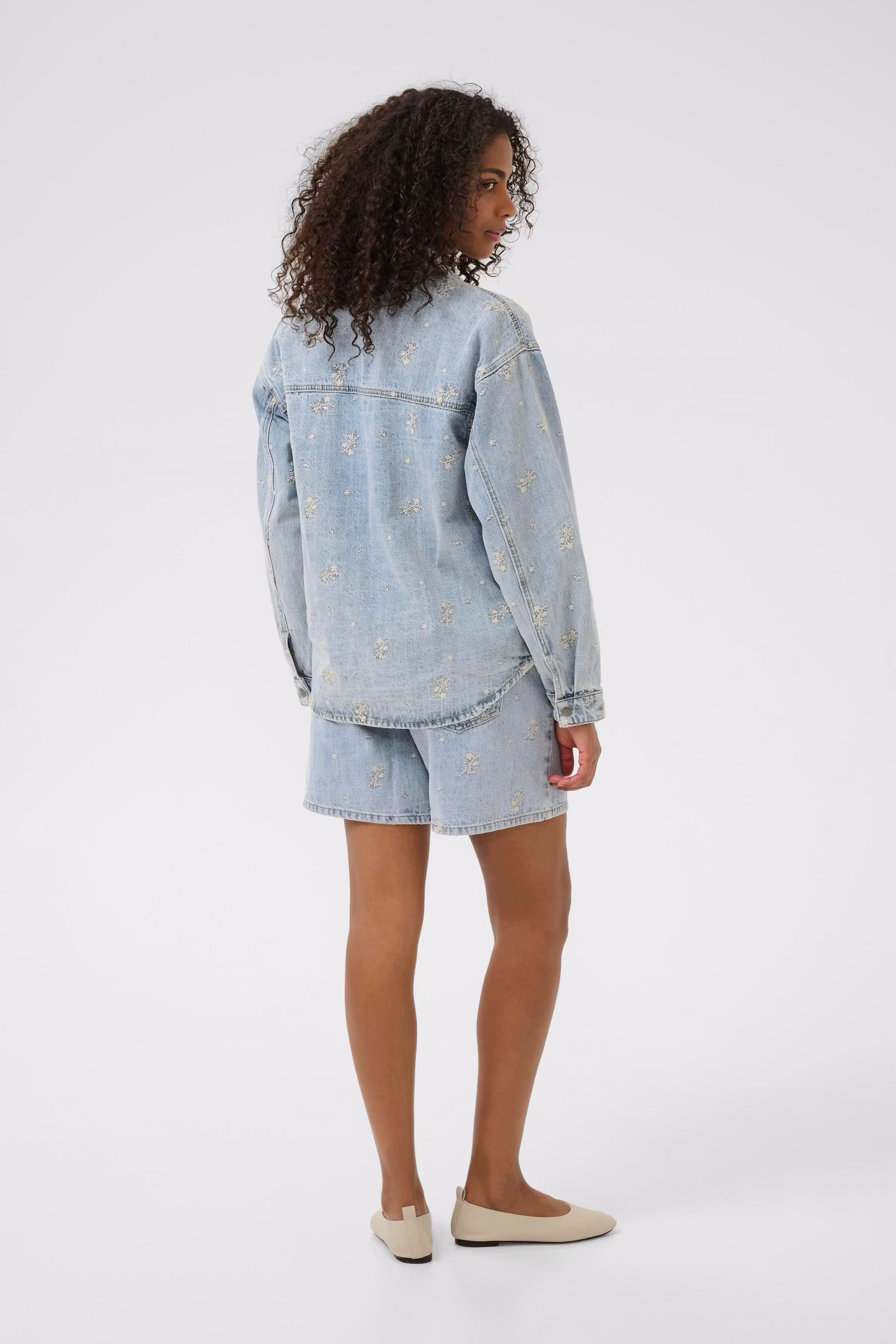 KAbabeth Causal jas LOOKBOOK BACK 10507500-107606