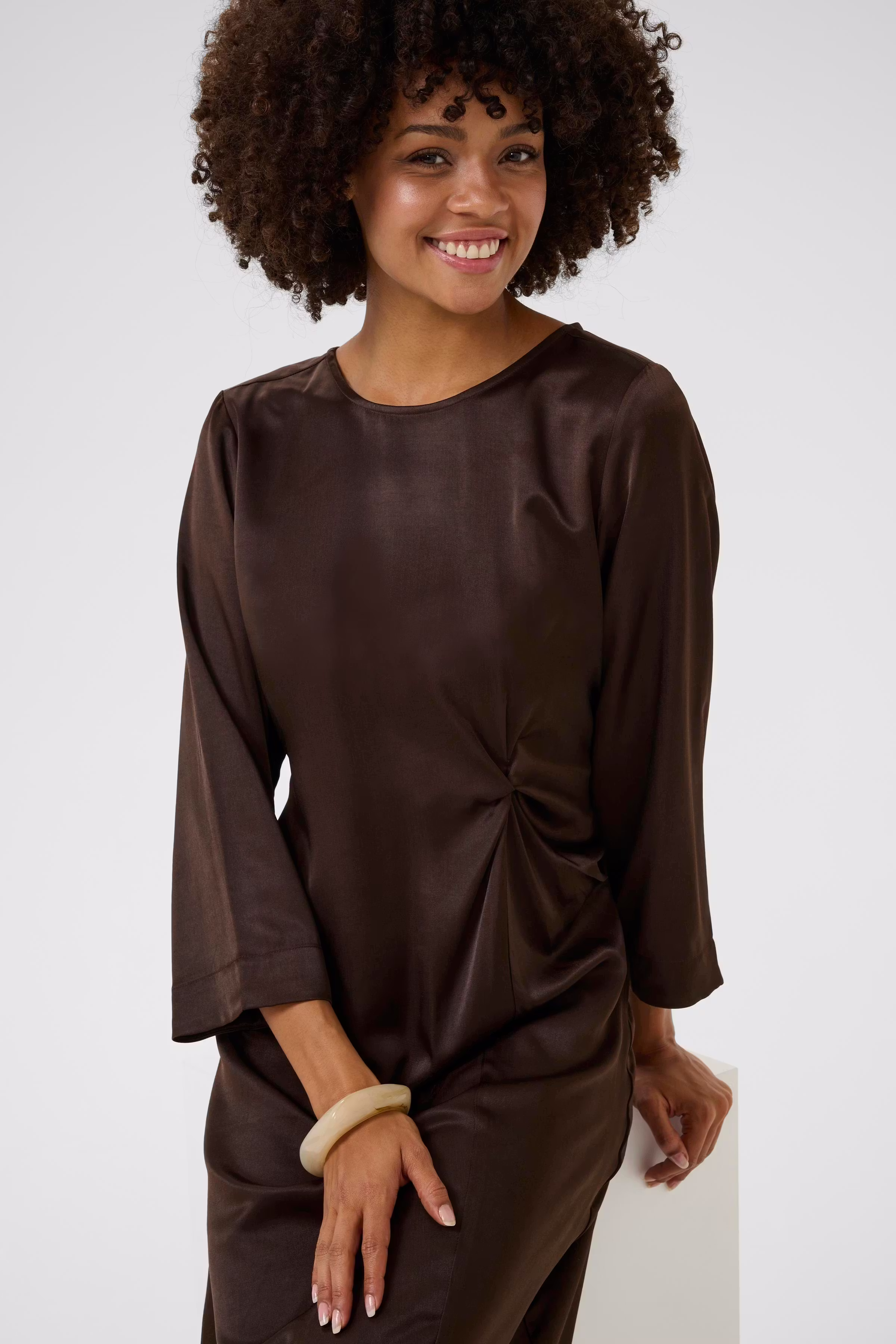 CUmollie Satinkleid LOOKBOOK DETAIL 50112291-190915