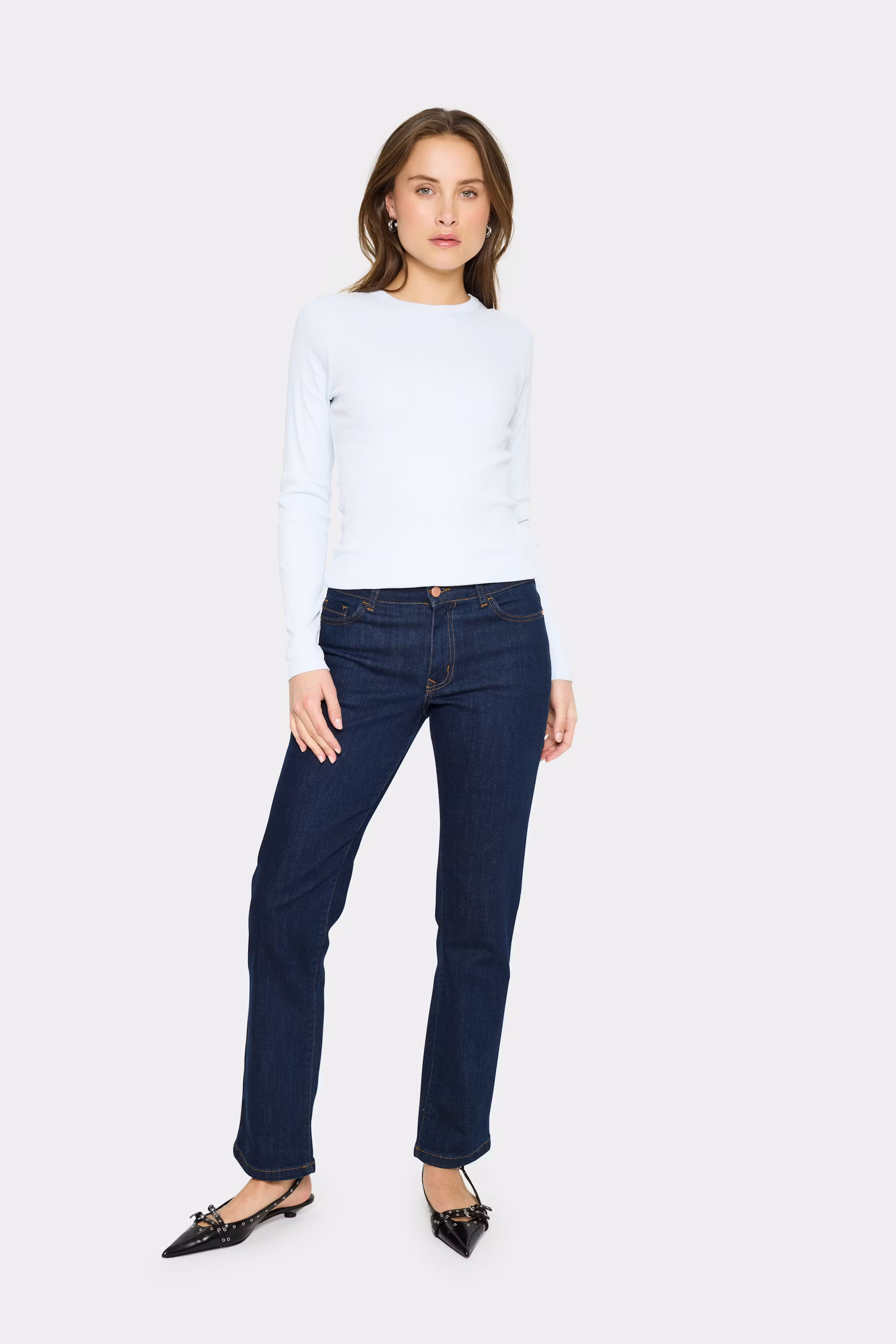 AsterSZ Blouse LOOKBOOK FRONT 30513054-144106