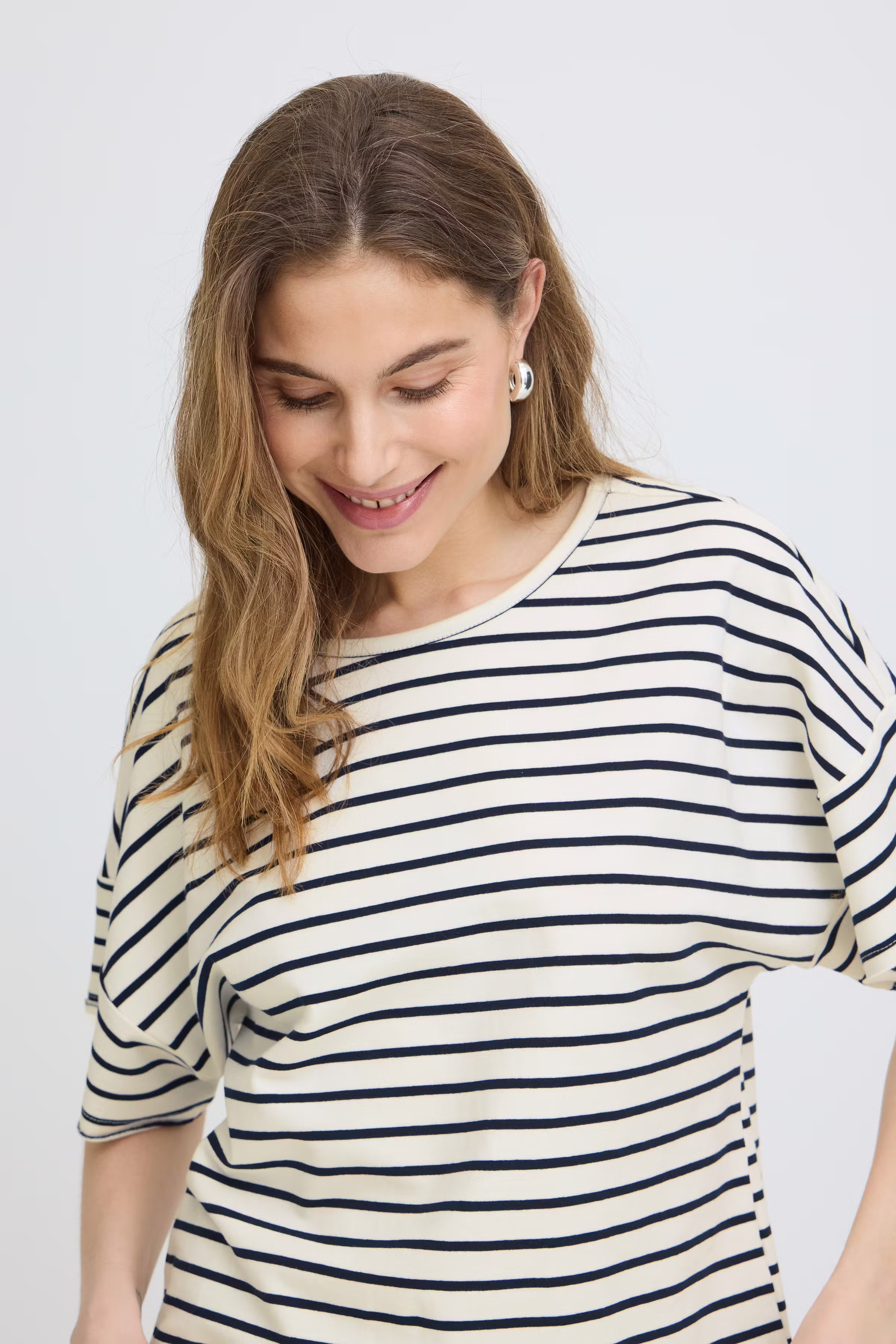 PZCAMILLA T-shirt LOOKBOOK DETAIL 50210470-193911