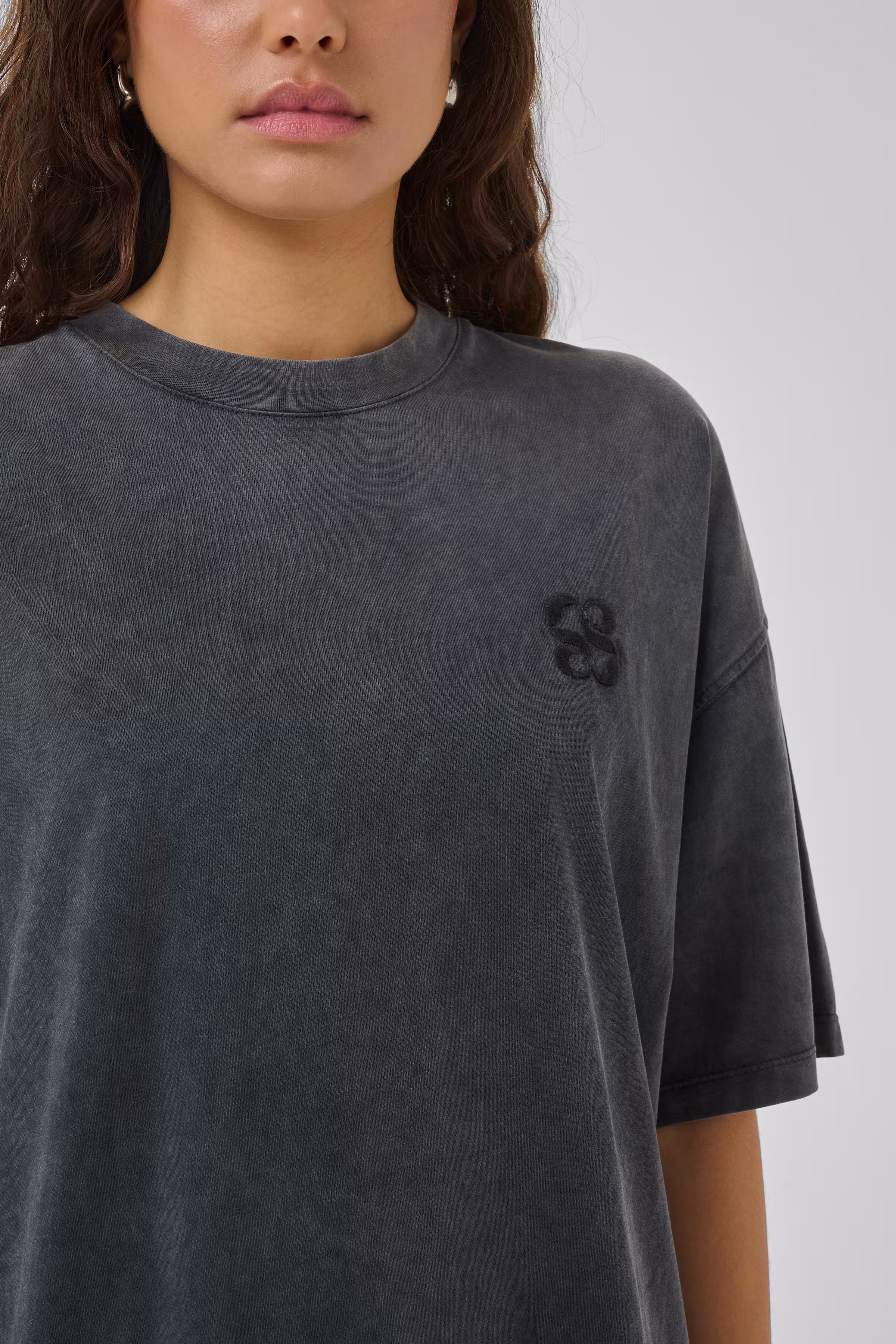 MWEsra Oversized T-shirt LOOKBOOK DETAIL 10705673-100069