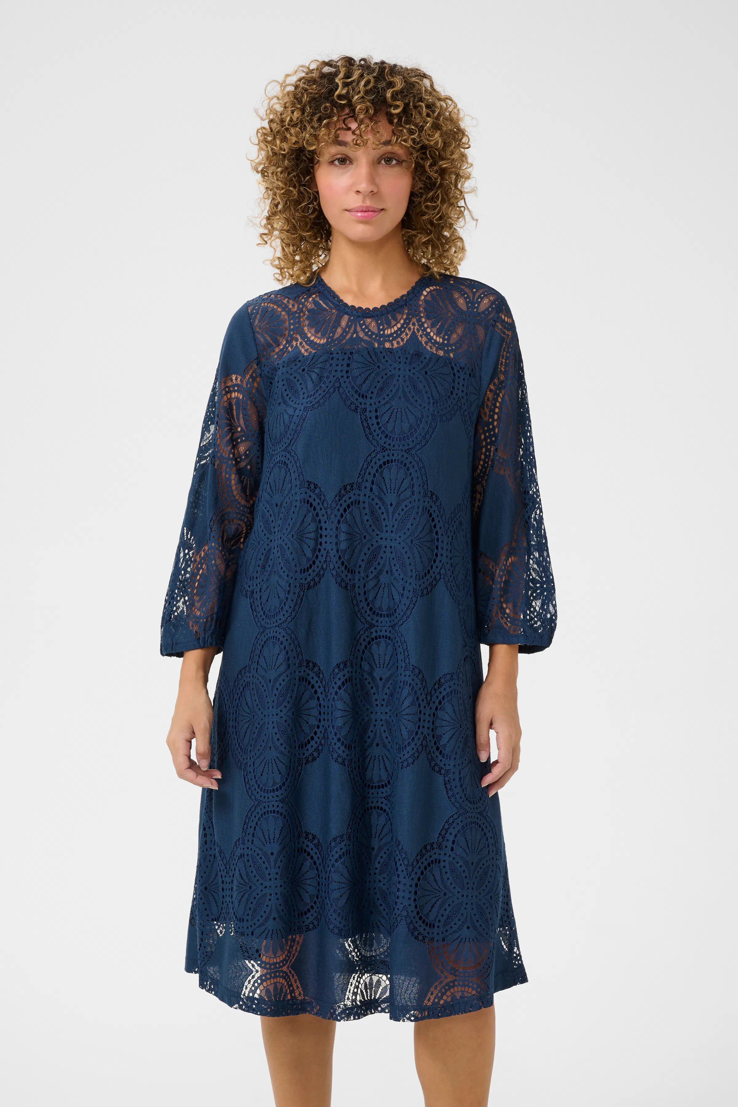 CRAmaja Dress LOOKBOOK FRONT 10613951-193923