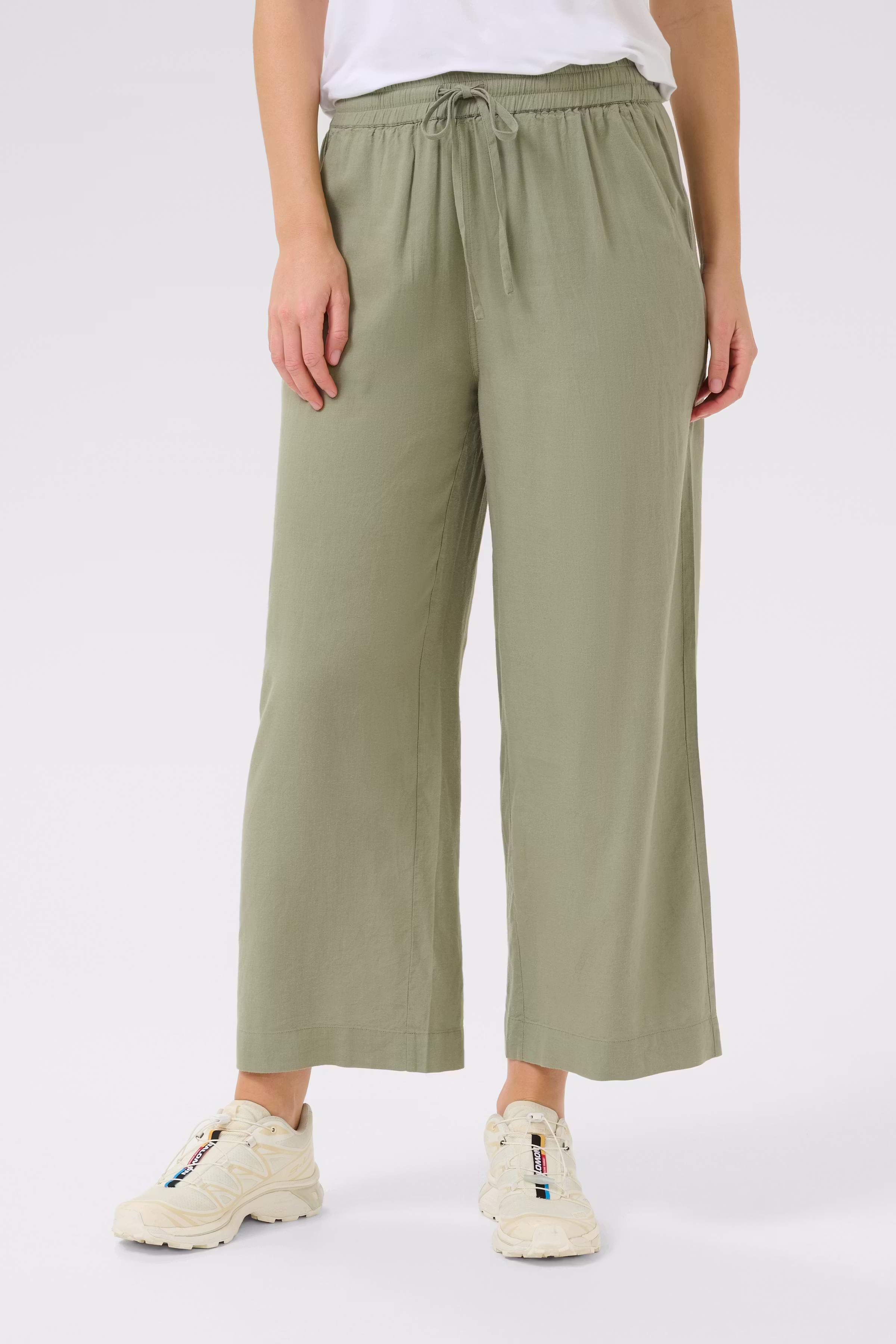 KAmilia Linen Trousers LOOKBOOK FRONT 10509666-170115