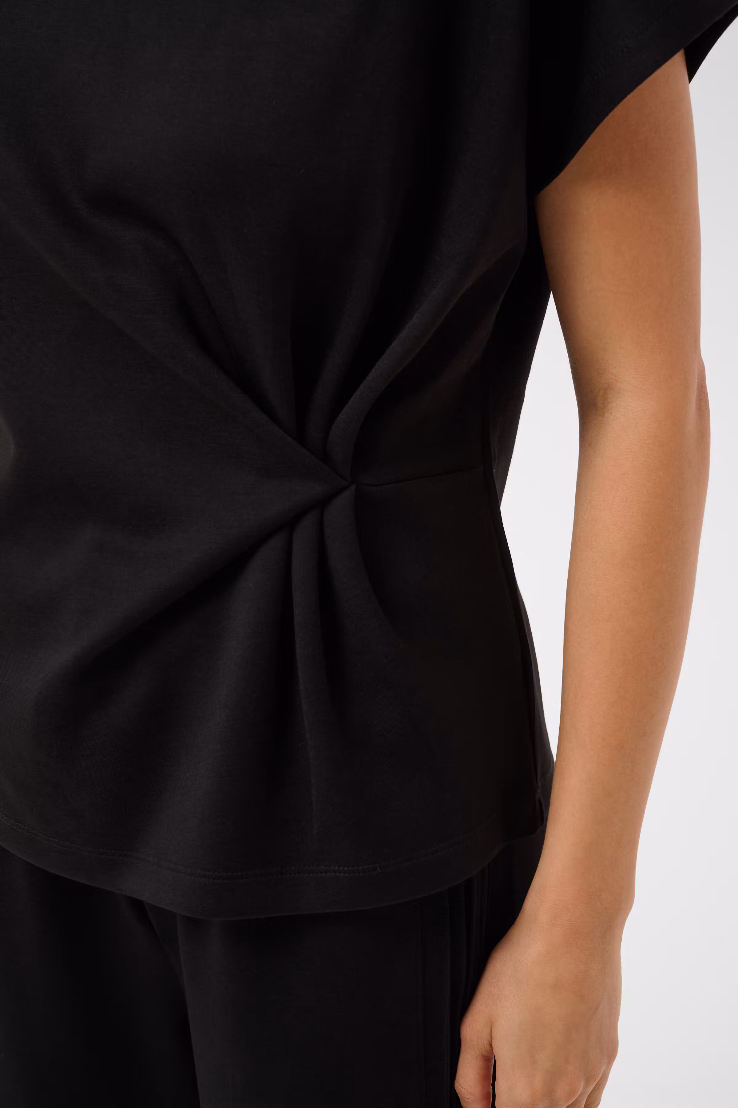 TheoSZ Blouse LOOKBOOK DETAIL 30515399-193911