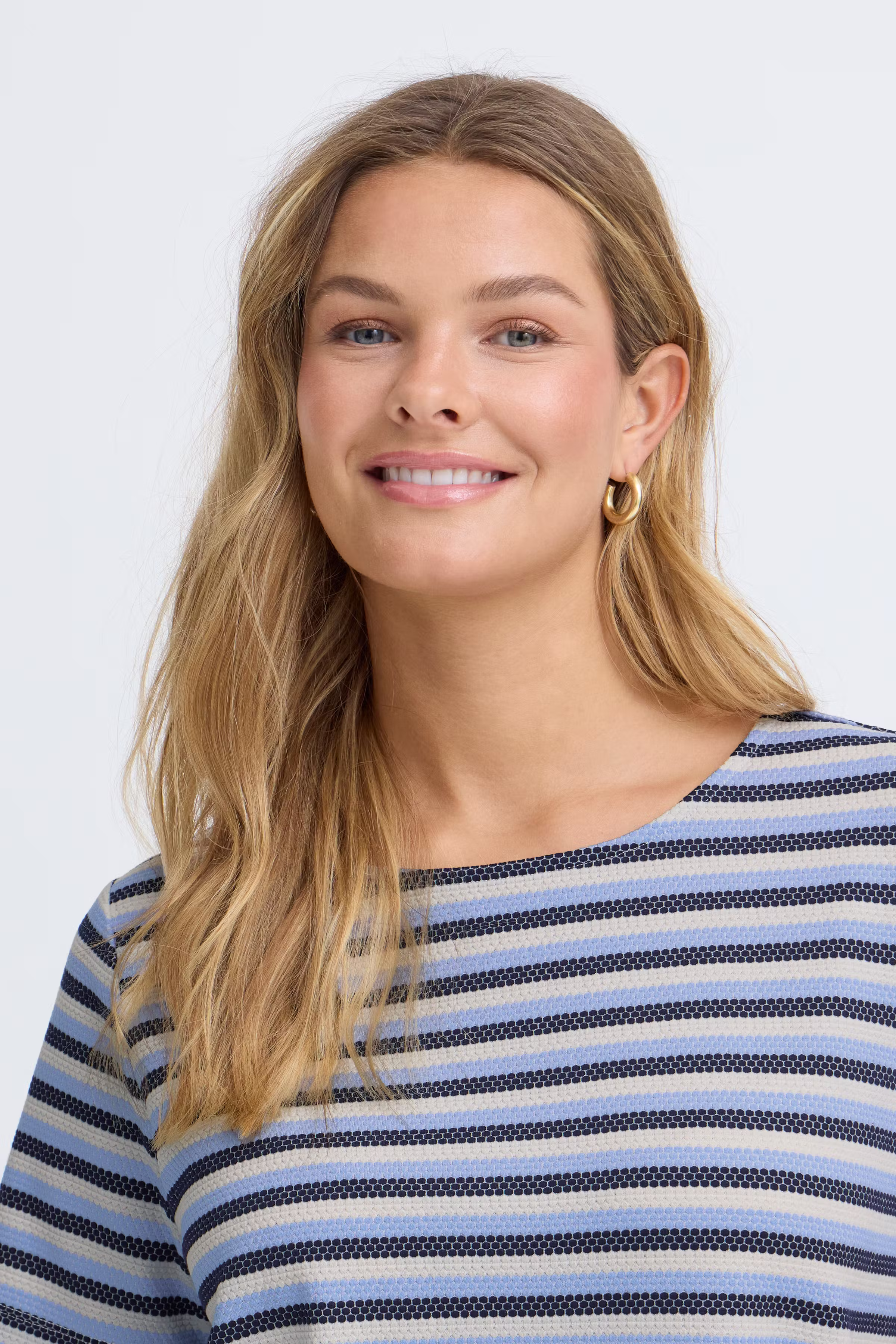 FRJOSIE T-shirt LOOKBOOK DETAIL 20615550-900006204